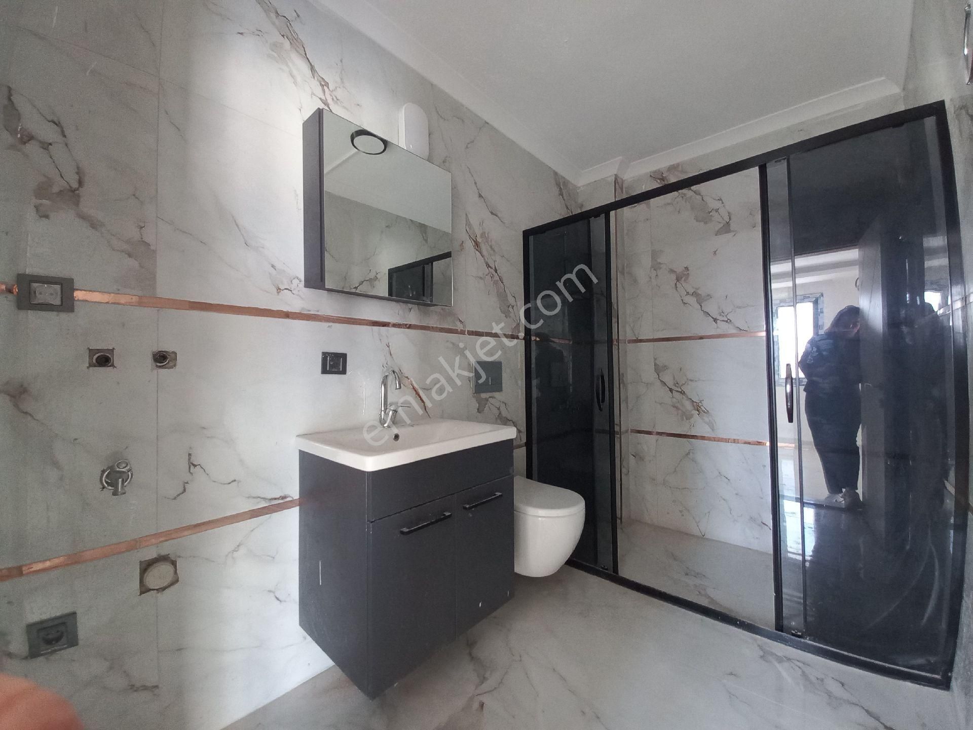 Didim Efeler Mah Satılık 1 + 1 Müstakil Bahçeli Daire - Görsel 6