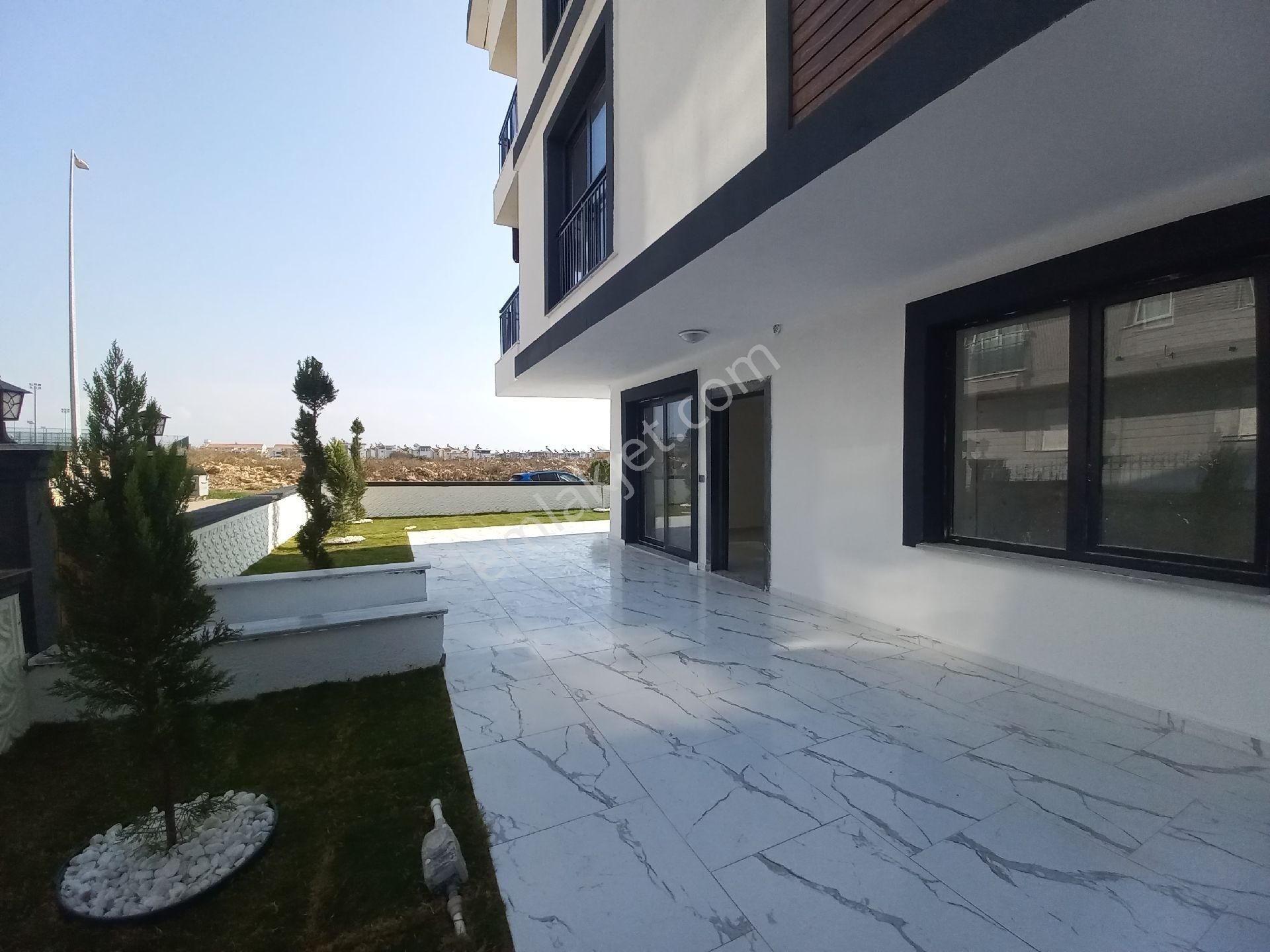 Didim Efeler Mah Satılık 1 + 1 Müstakil Bahçeli Daire - Görsel 2