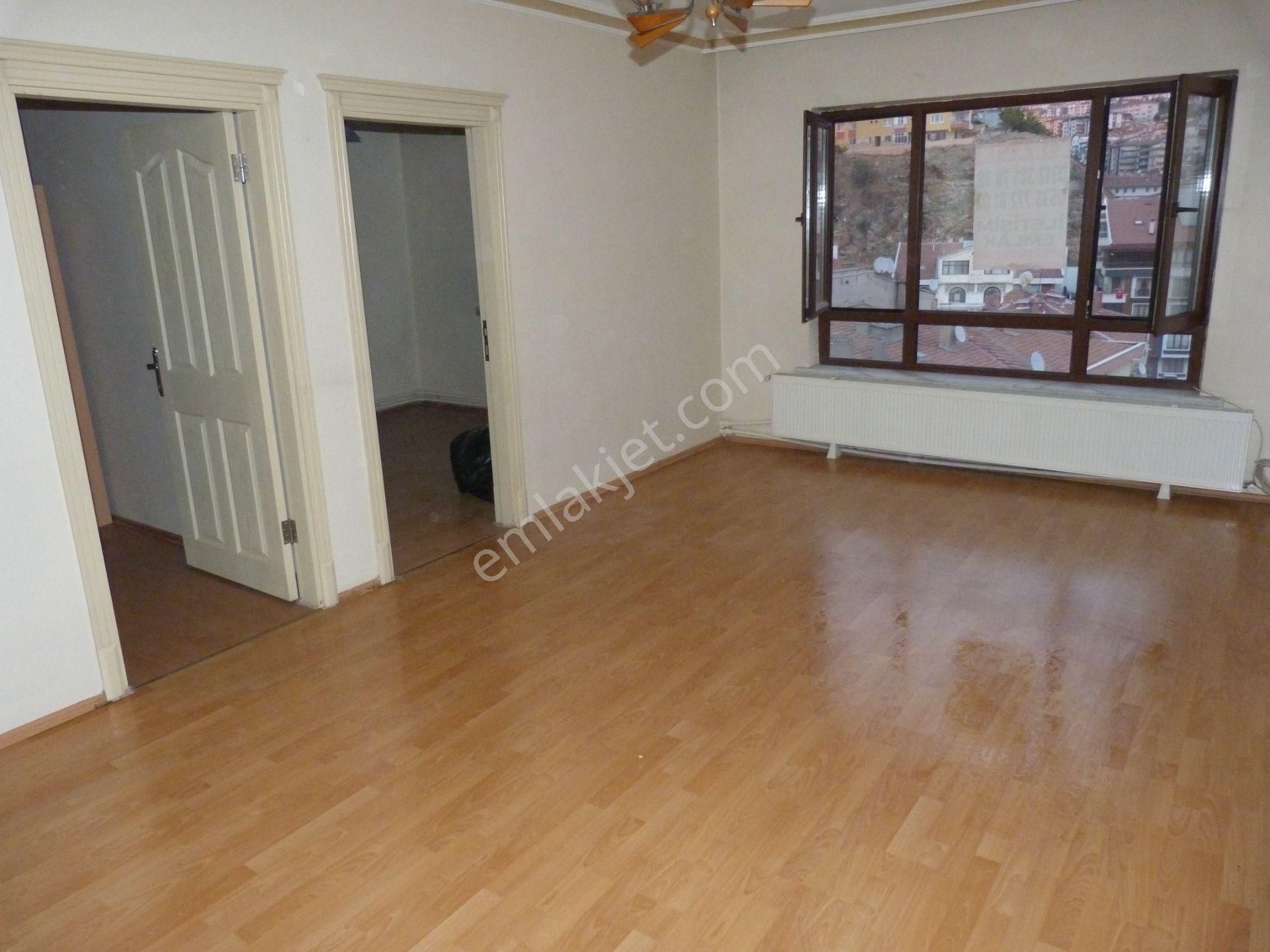 K.ocak Mah. Yücel Sok. 3+1 1.kat Klasik Yapım - Görsel 4