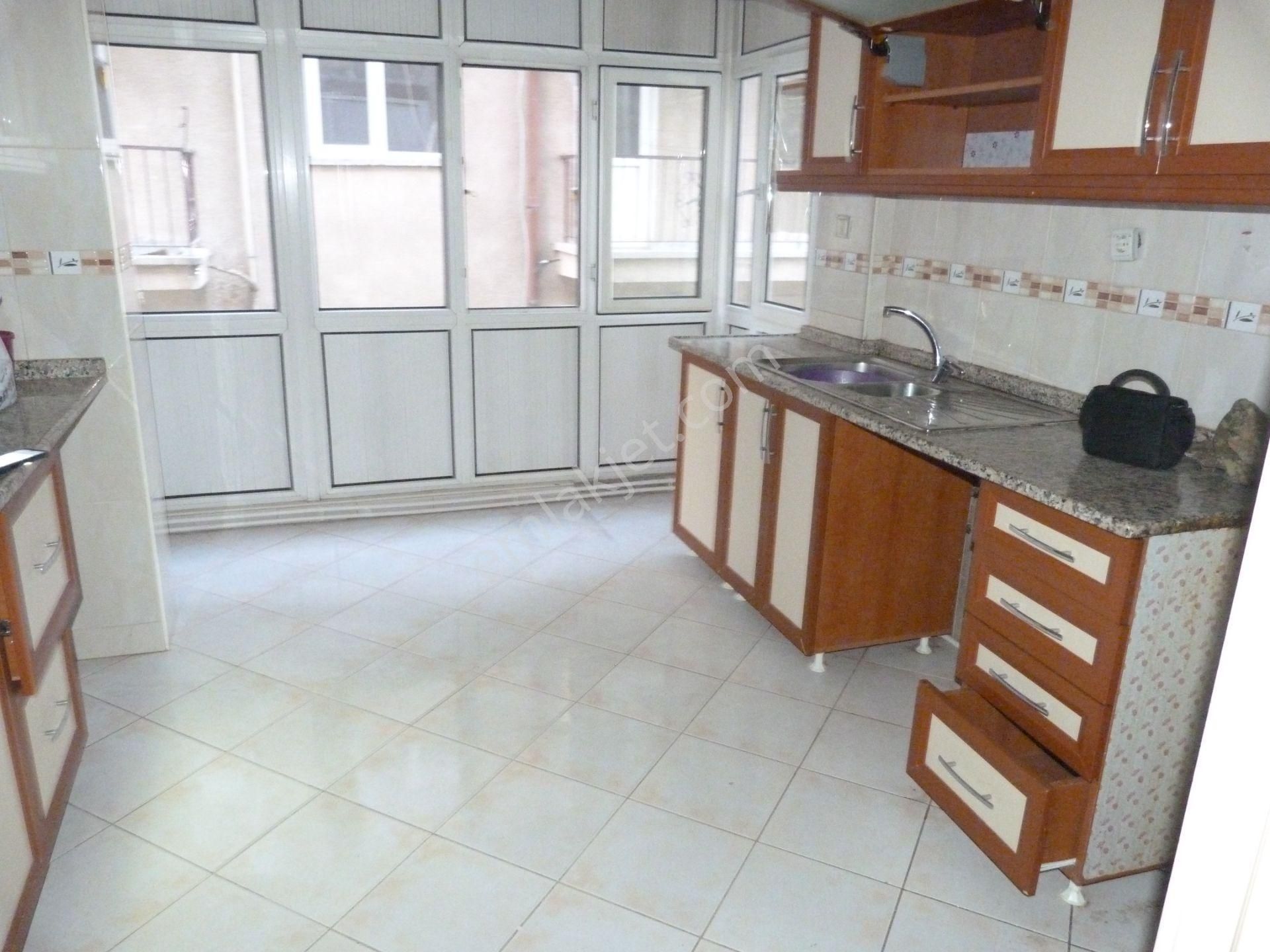 K.ocak Mah. Yücel Sok. 3+1 1.kat Klasik Yapım - Görsel 13