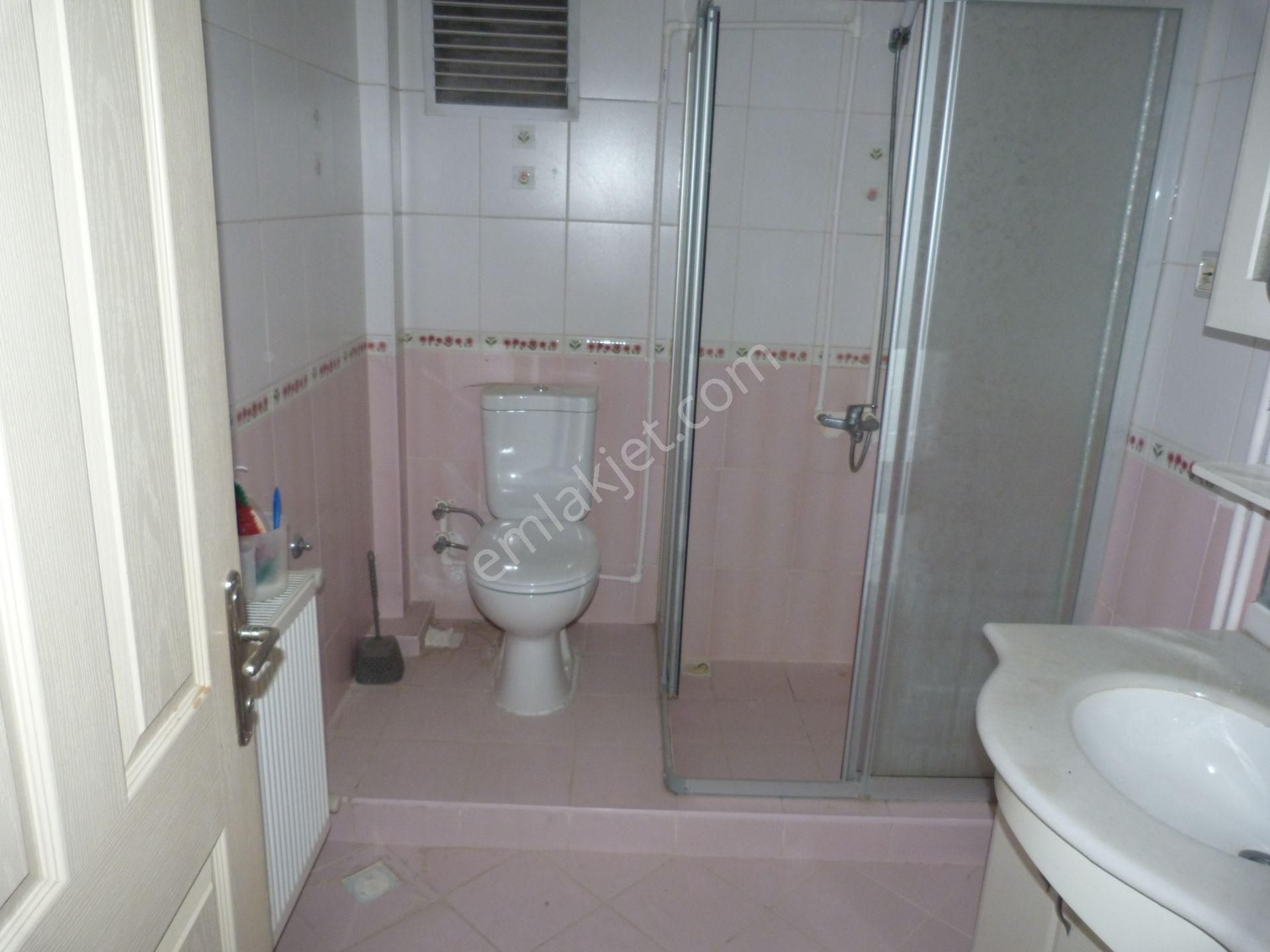 K.ocak Mah. Yücel Sok. 3+1 1.kat Klasik Yapım - Görsel 16