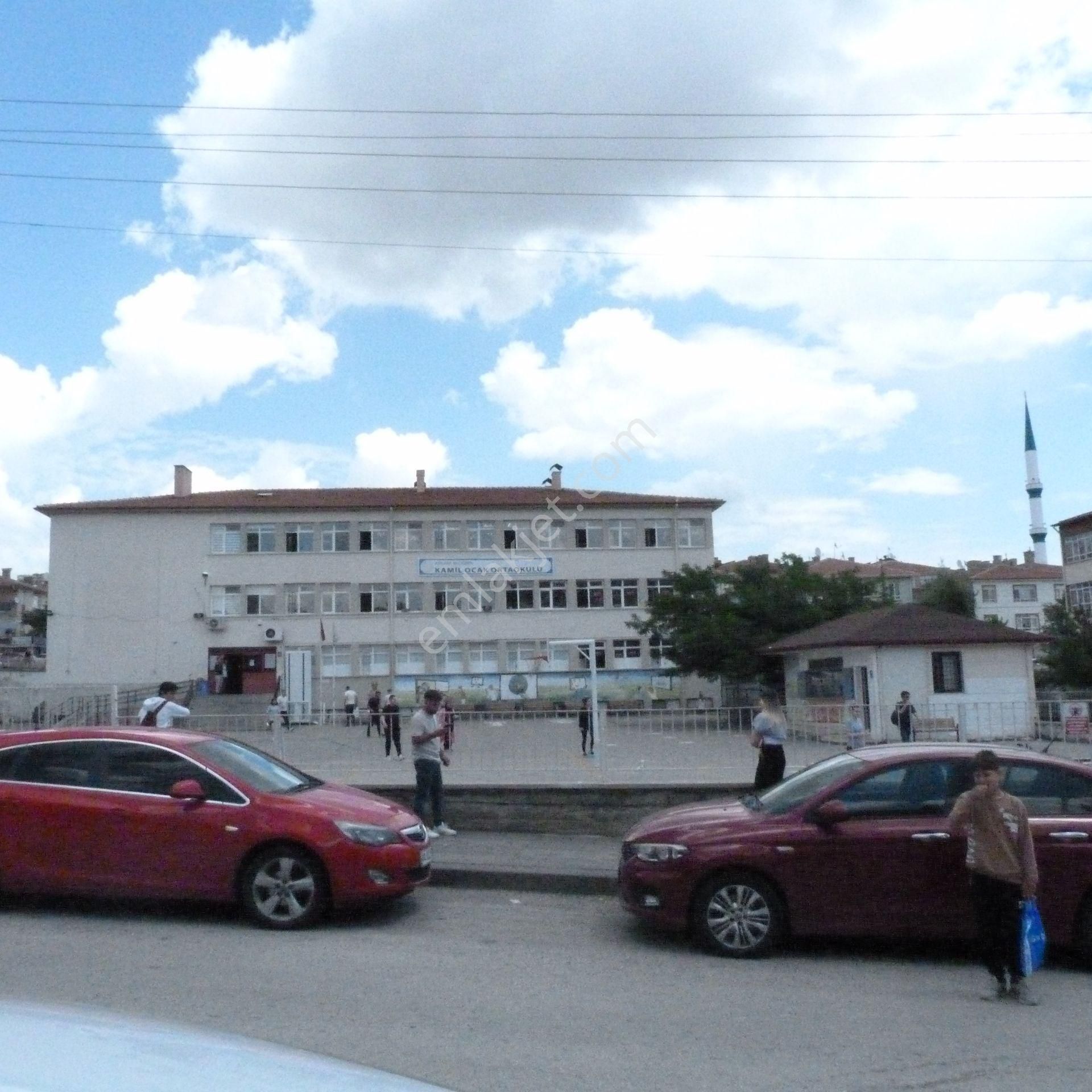 K.ocak Mah. Yücel Sok. 3+1 1.kat Klasik Yapım - Görsel 2