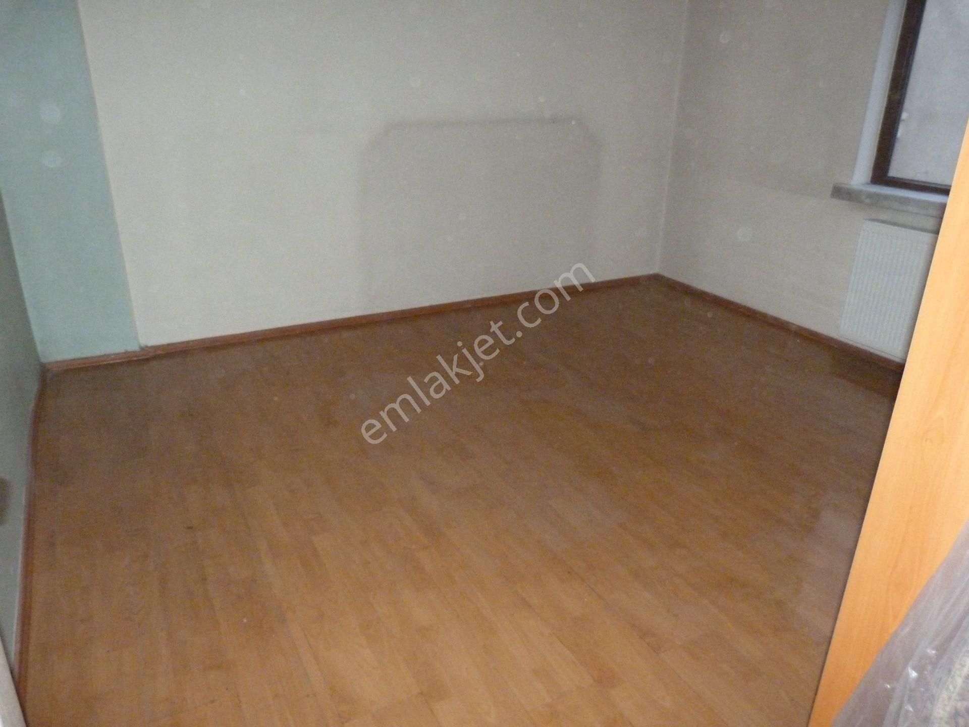 K.ocak Mah. Yücel Sok. 3+1 1.kat Klasik Yapım - Görsel 18