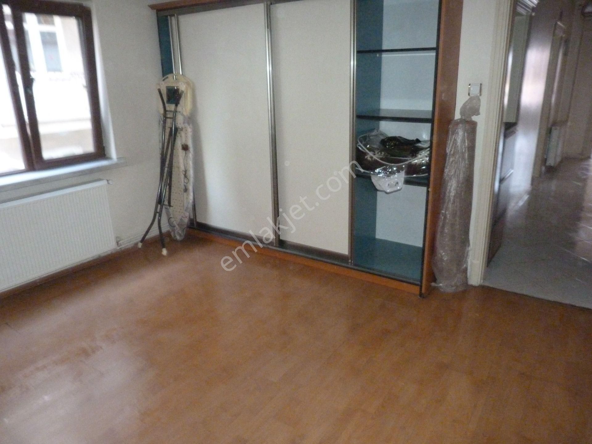 K.ocak Mah. Yücel Sok. 3+1 1.kat Klasik Yapım - Görsel 19