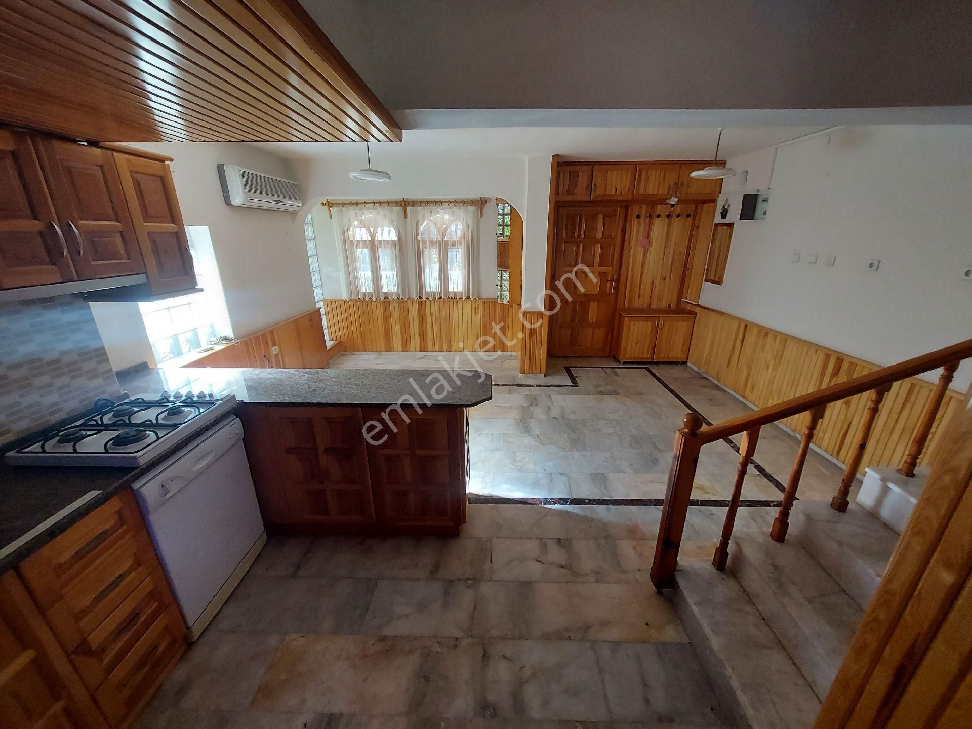 Doğanbeyde Meltem Tur Sit. Denize Yakın Satılık 3+1 Villa !!! - Görsel 9