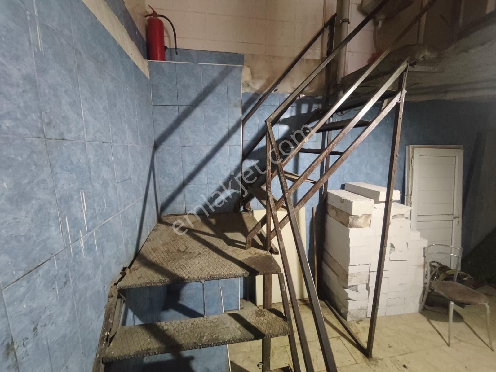 Beşevler Küçük Sanayi Girişinde Merkezi Konumda Kiralık Dükkan - Görsel 28