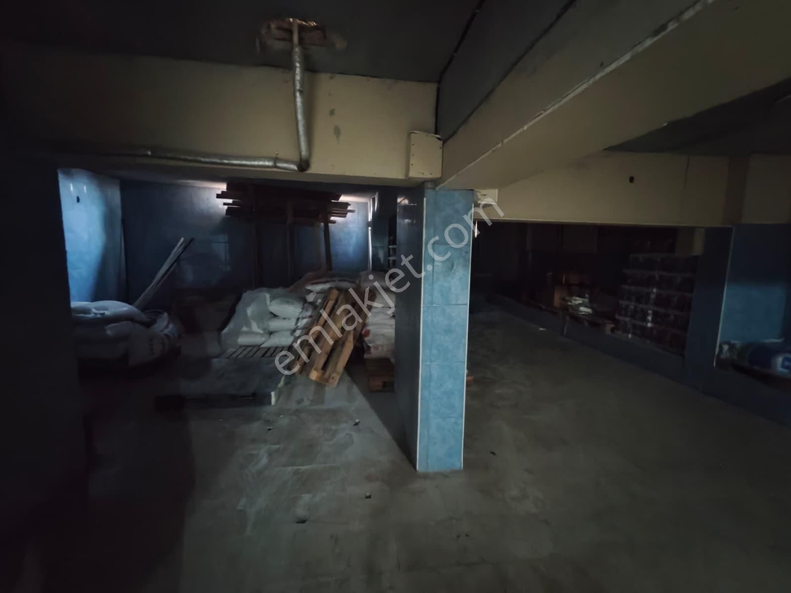 Beşevler Küçük Sanayi Girişinde Merkezi Konumda Kiralık Dükkan - Görsel 30