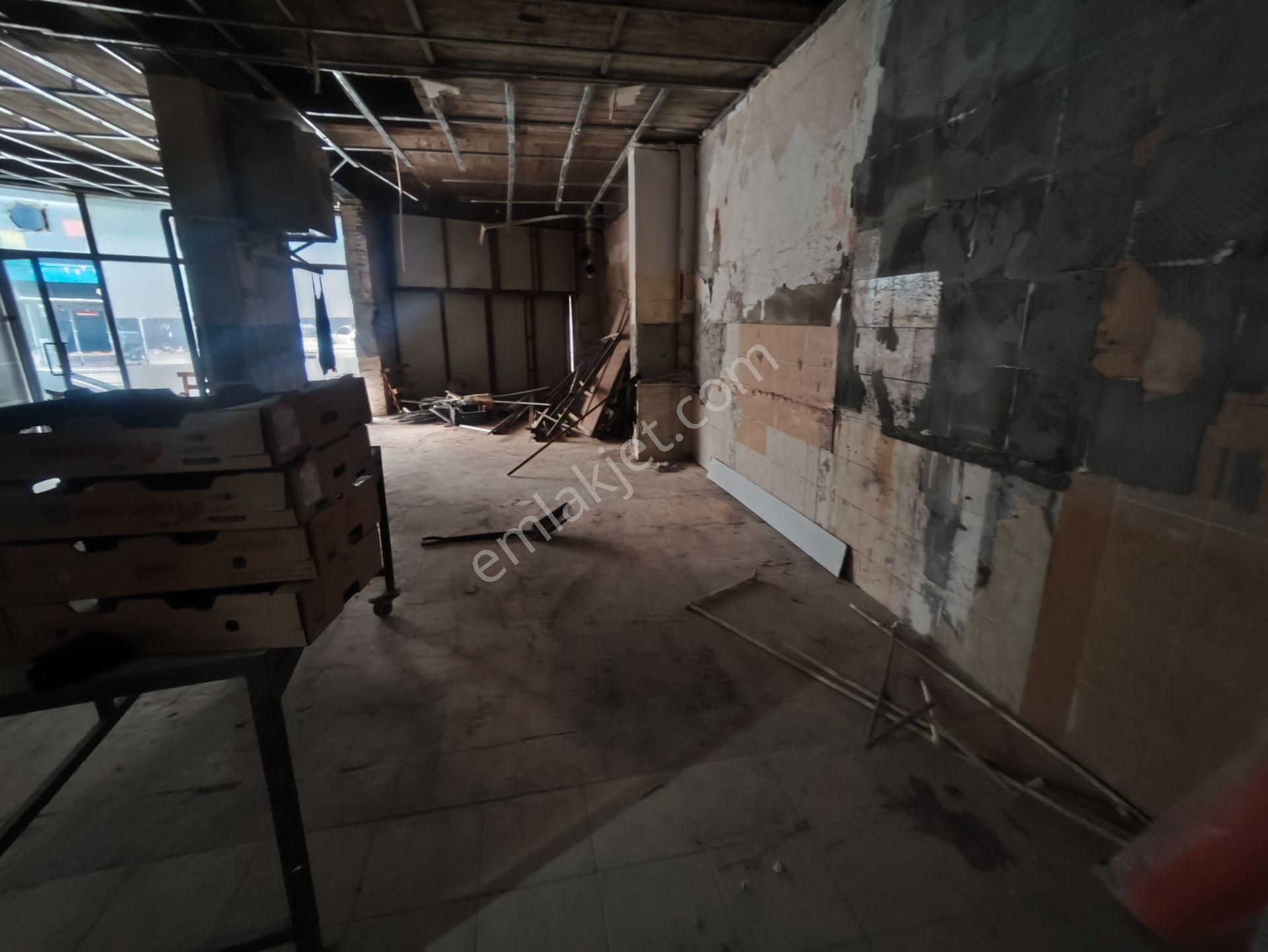 Beşevler Küçük Sanayi Girişinde Merkezi Konumda Kiralık Dükkan - Görsel 13