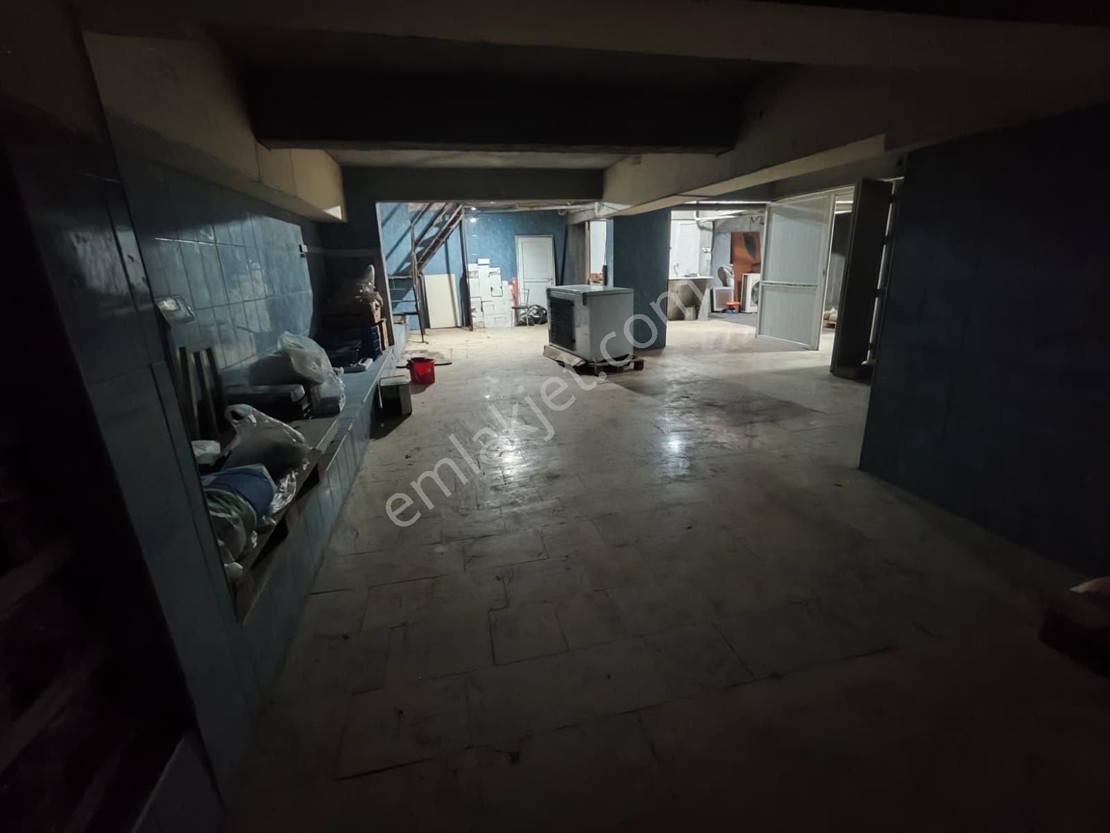 Beşevler Küçük Sanayi Girişinde Merkezi Konumda Kiralık Dükkan - Görsel 31