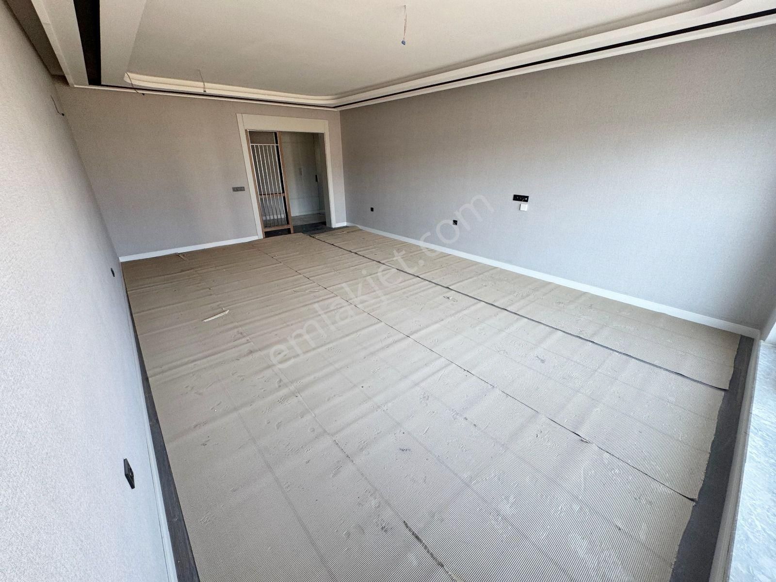 Ovacık'ın İşçiliği İle Dikkat Çeken Göz Alıcı Site Projesinde 4.5+1 Daire! - Görsel 8