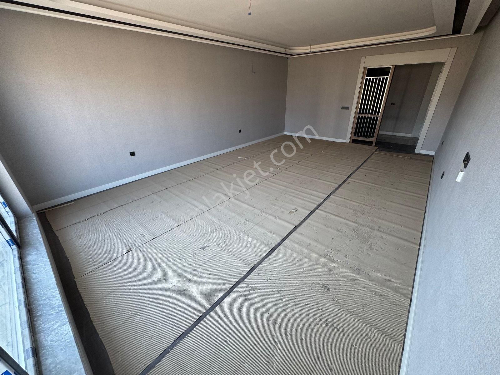 Ovacık'ın İşçiliği İle Dikkat Çeken Göz Alıcı Site Projesinde 4.5+1 Daire! - Görsel 7