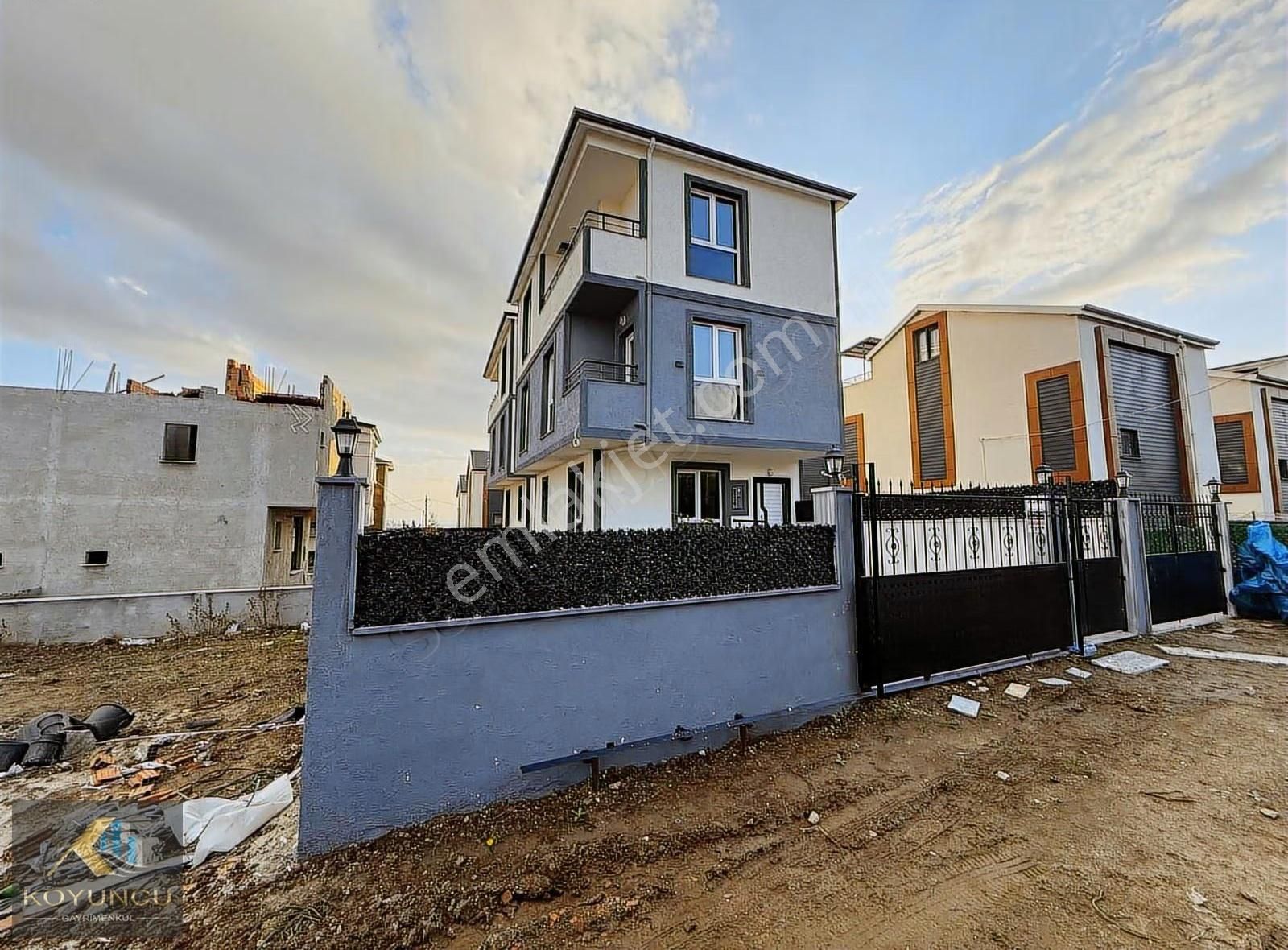 ^^koyuncu Gyrm^^yeniçiftlik Merkez Deniz Manzaralı 4+1 Lüx Villa - Görsel 14