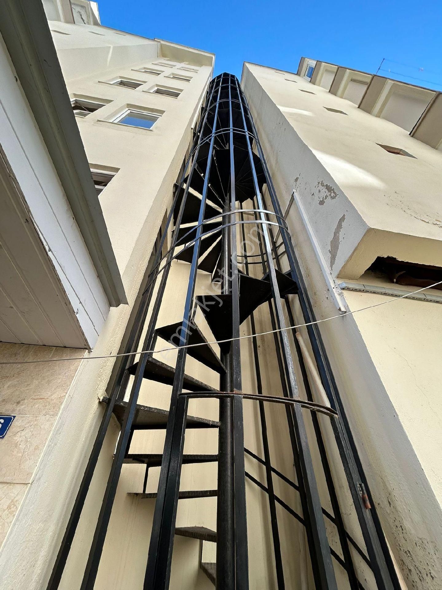 Oba Da Satılık 2+1 Ayrı Mutfak Daire - Görsel 24