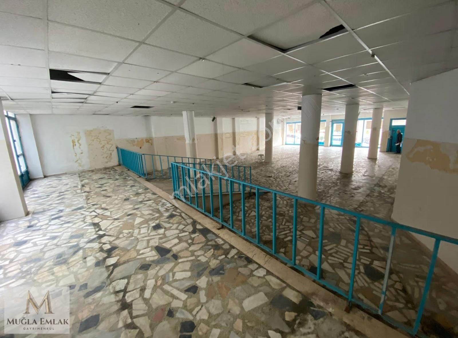 Gop Hastane Karşısı Caddeye 2.parsel 240m Zemin Kat Dükkan - Görsel 5