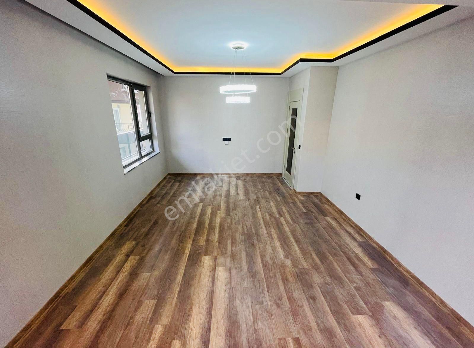 Etlik Merkezde Şehir Hast. 3 Km Caddeye Paralel G.odalı E.banyolu Ultra Lüks Acil Satılık 2+1 Daire - Görsel 5