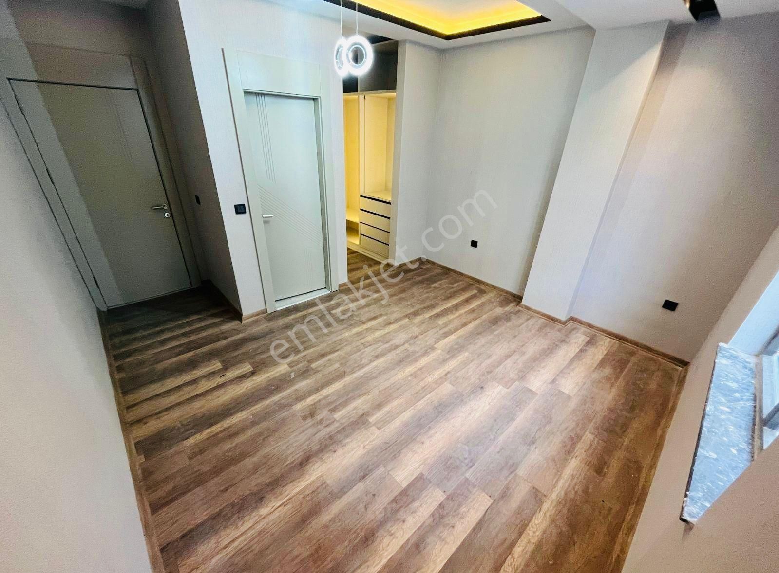 Etlik Merkezde Şehir Hast. 3 Km Caddeye Paralel G.odalı E.banyolu Ultra Lüks Acil Satılık 2+1 Daire - Görsel 25