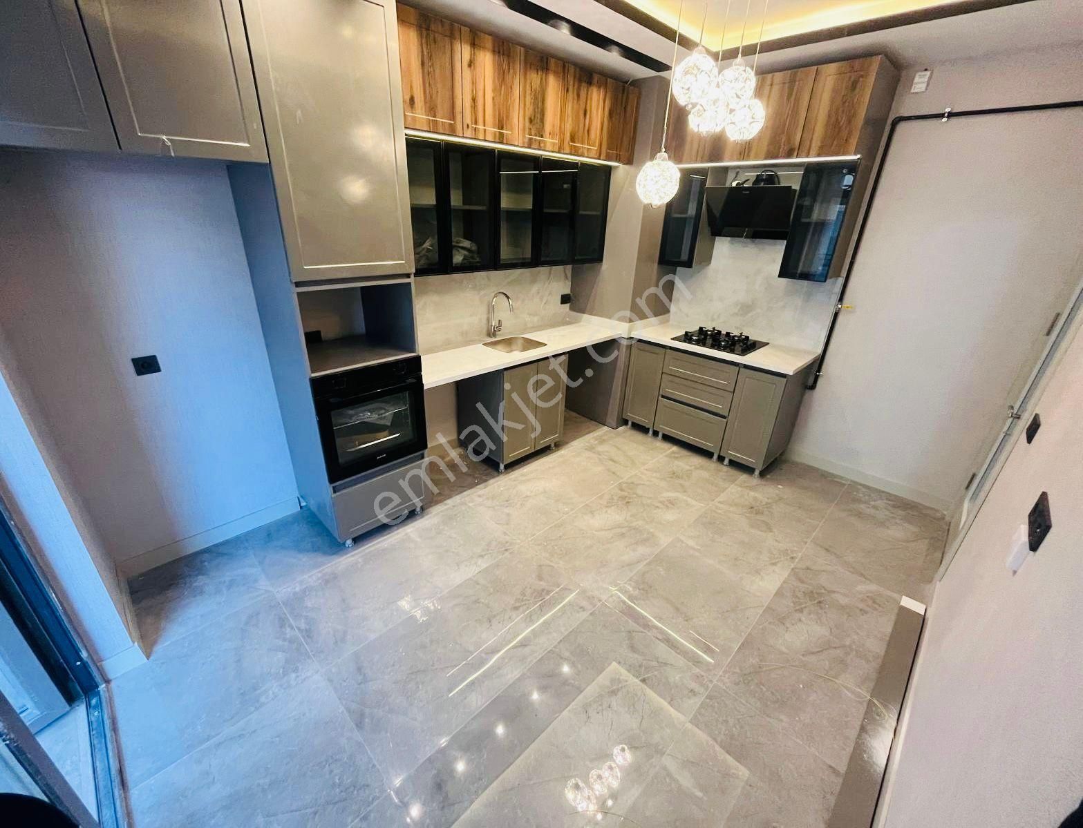 Etlik Merkezde Şehir Hast. 3 Km Caddeye Paralel G.odalı E.banyolu Ultra Lüks Acil Satılık 2+1 Daire - Görsel 8