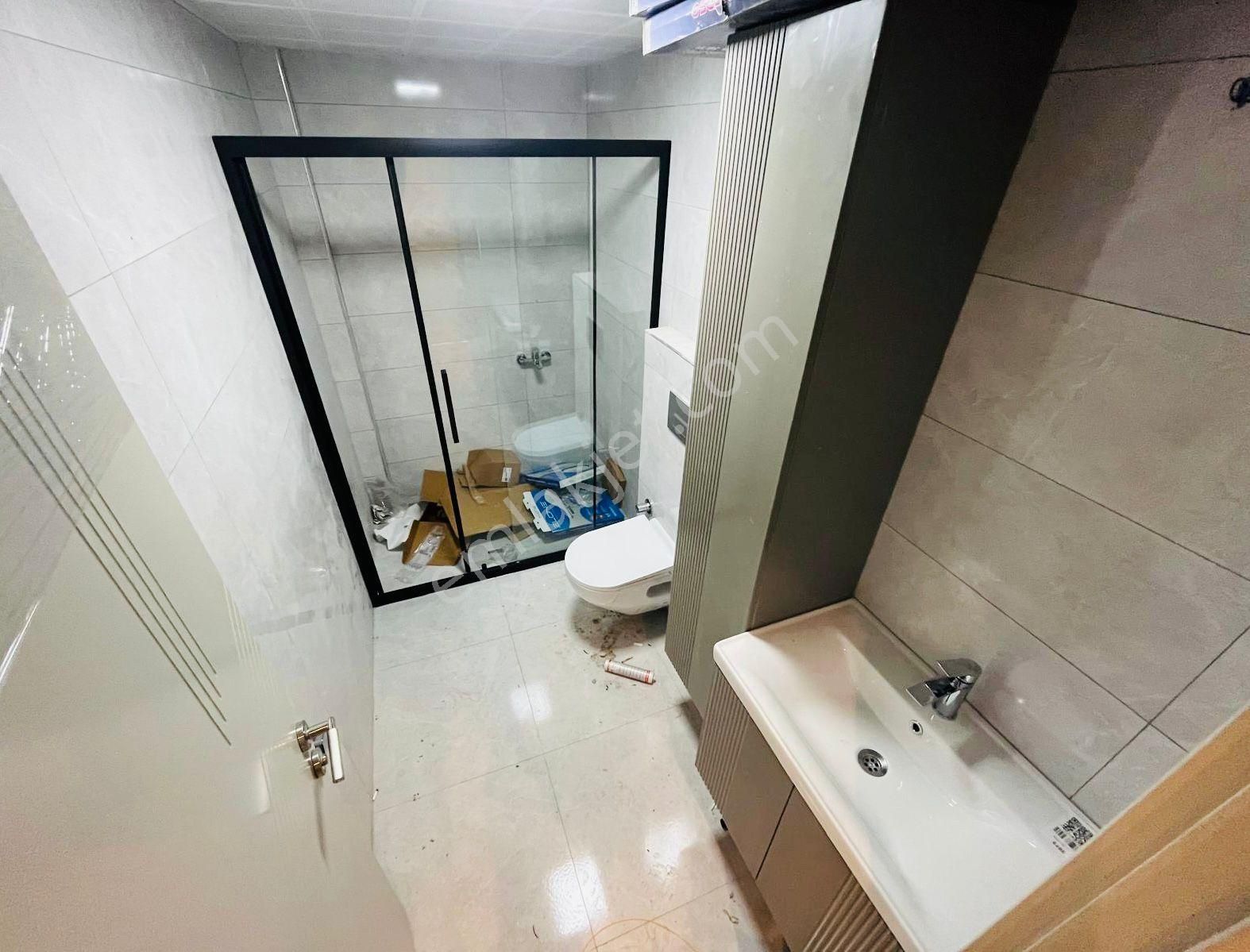 Etlik Merkezde Şehir Hast. 3 Km Caddeye Paralel G.odalı E.banyolu Ultra Lüks Acil Satılık 2+1 Daire - Görsel 28