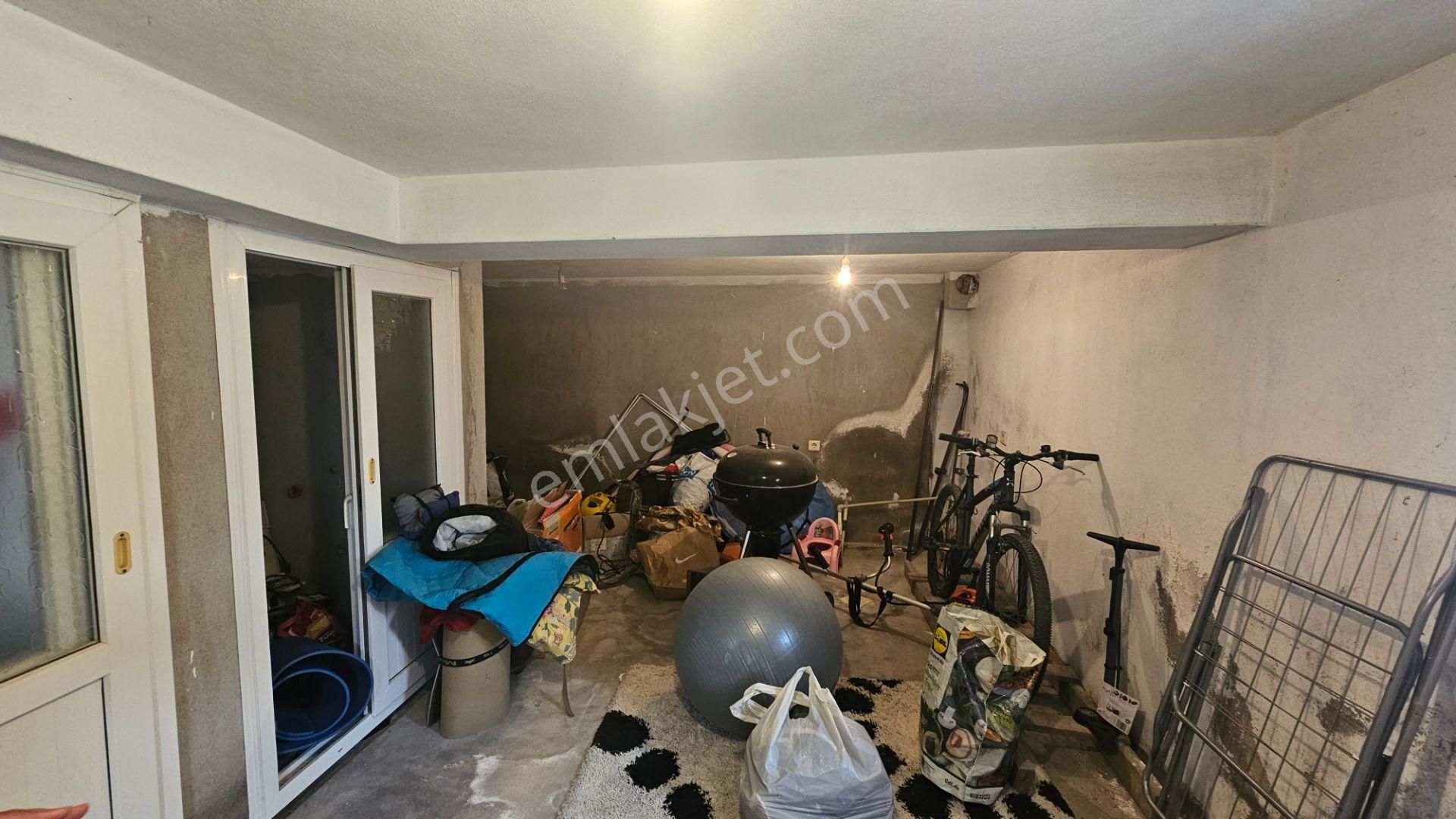 İki Ayrı Tapu | Deniz Manzaralı Villa Ve Toplam 406 M2 Arsa - Görsel 27