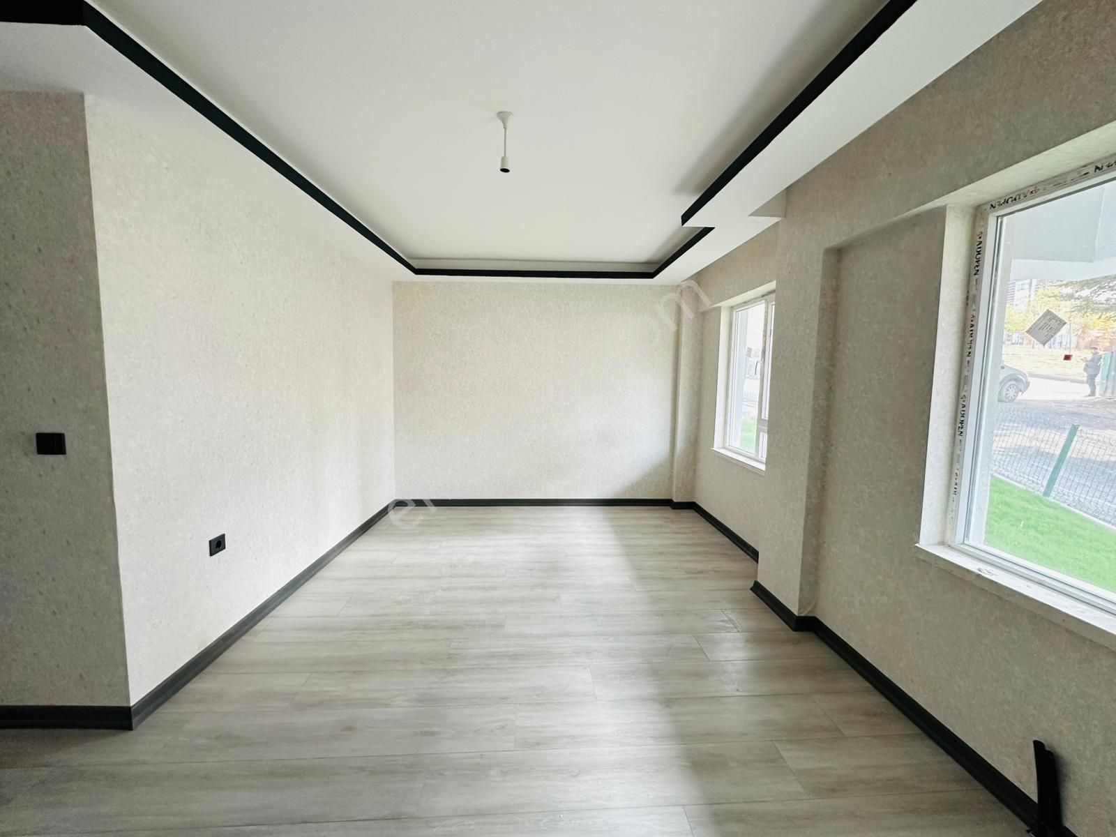 Beşikkaya'da Giriş Kat Konumunda 2+1 Satılık Full Yapılı Sıfır Daire !! - Görsel 10