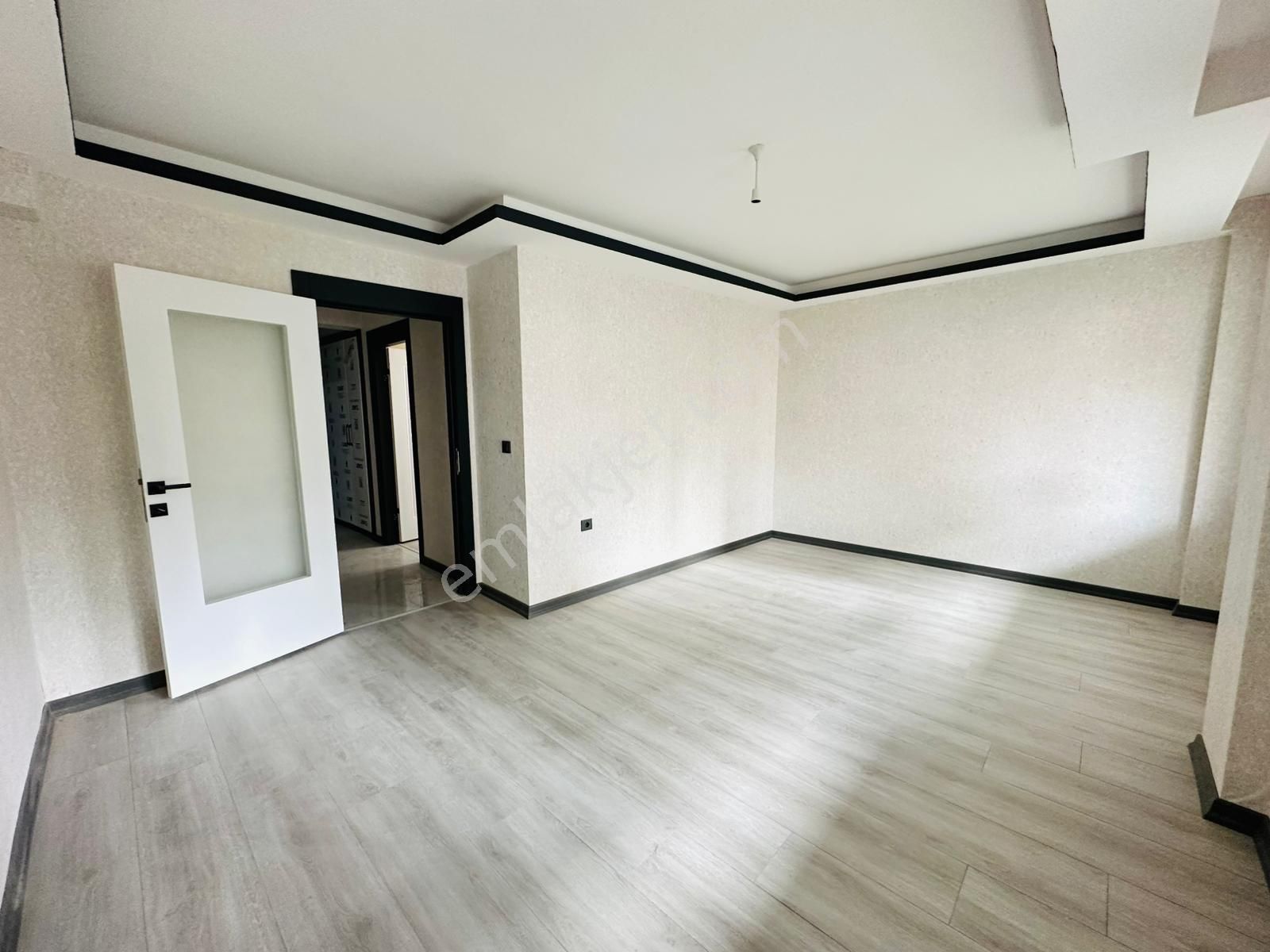 Beşikkaya'da Giriş Kat Konumunda 2+1 Satılık Full Yapılı Sıfır Daire !! - Görsel 7