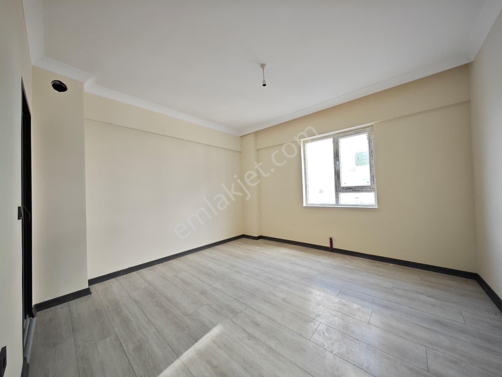 Beşikkaya'da Full Yapılı Çift Balkonlu 3+1 Katta Satılık Sıfır Daire !! - Görsel 17