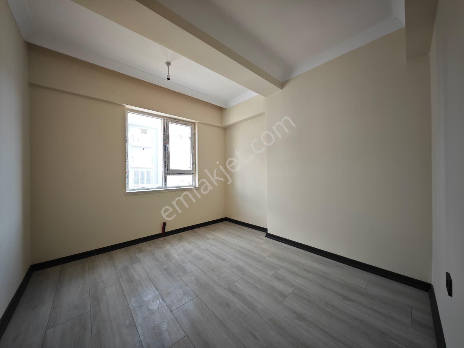 Beşikkaya'da Full Yapılı Çift Balkonlu 3+1 Katta Satılık Sıfır Daire !! - Görsel 12