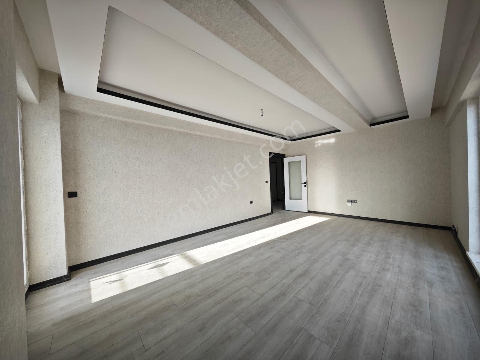 Beşikkaya'da Full Yapılı Çift Balkonlu 3+1 Katta Satılık Sıfır Daire !! - Görsel 4