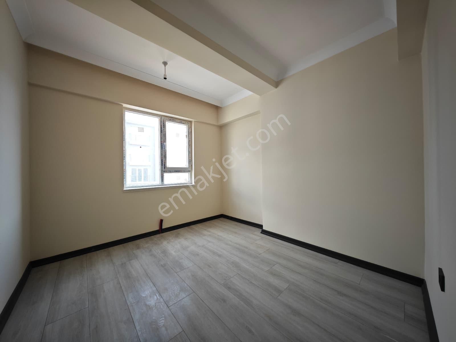 Beşikkaya'da Full Yapılı Çift Balkonlu 3+1 Katta Satılık Sıfır Daire !! - Görsel 13