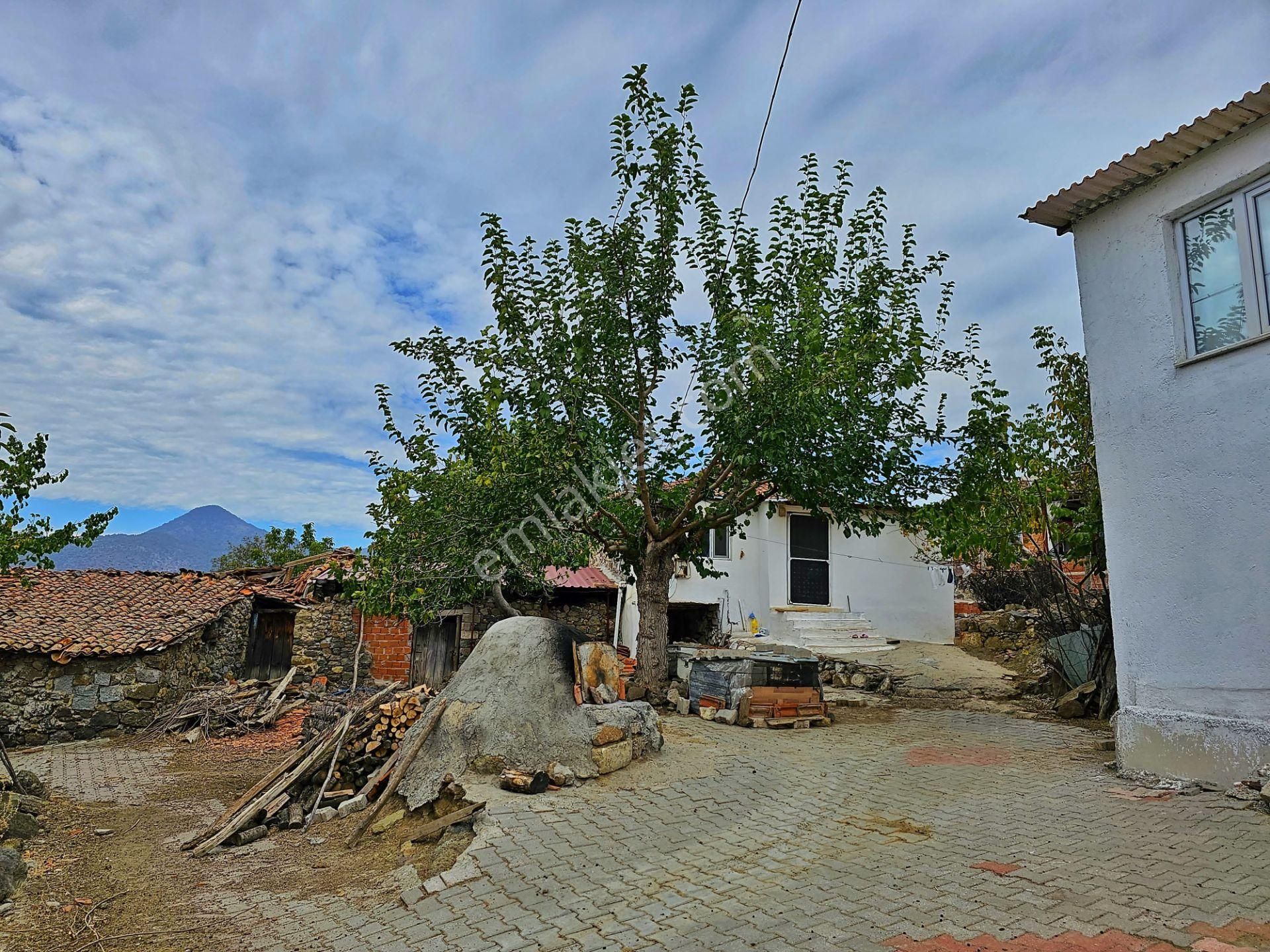 Acil! Dikili De Köy Evi İmarlı Yatırıma Uygun Satılık Arsa - Görsel 4