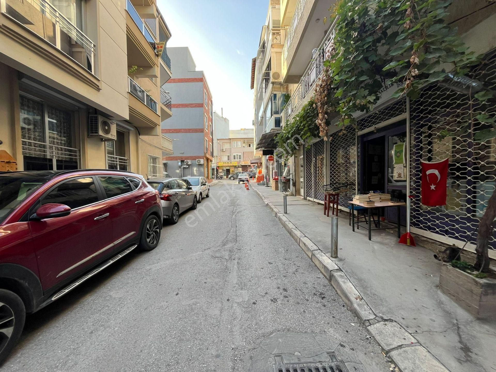 Balçova Merkezde Satılık 55m2 Özel Konumlu Dükkan - Görsel 9