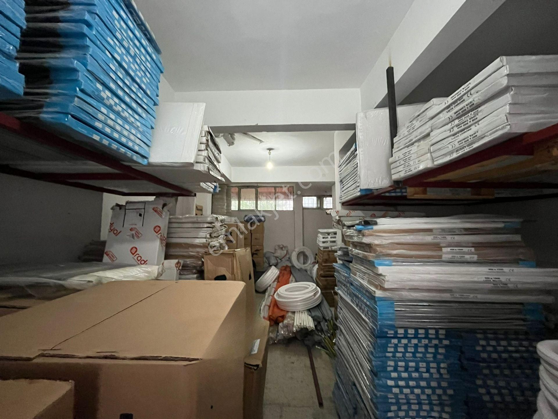 Balçova Merkezde Satılık 55m2 Özel Konumlu Dükkan - Görsel 2