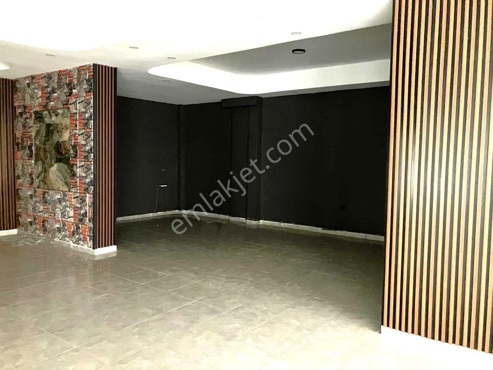 🏢 Satılık Köşe Dükkan – 303 M² Brüt – Ana Caddeye Çok Yakın Konum! - Görsel 9