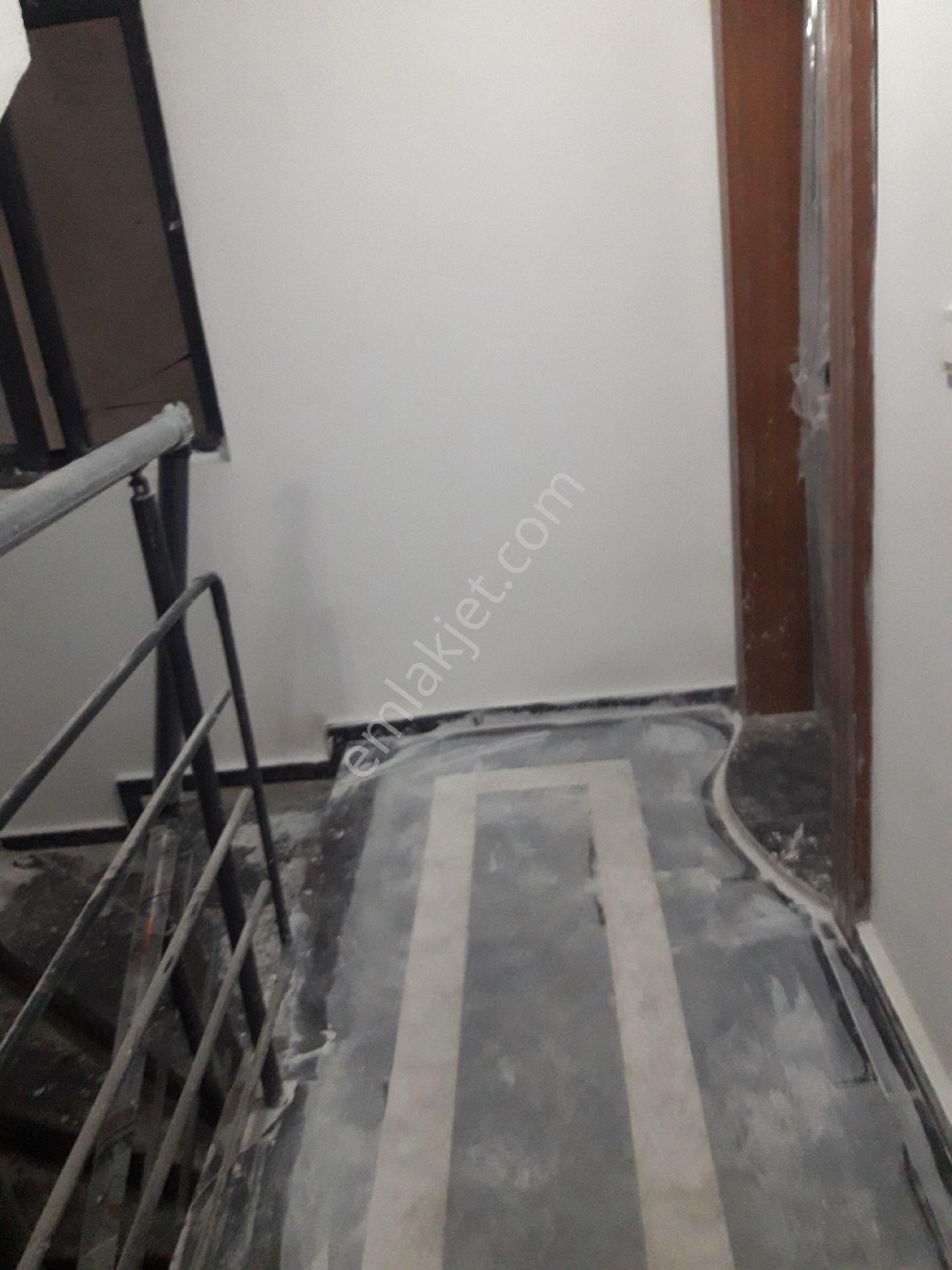 Kolej Metrosunun Yakininda 2+1 0(sifir) Binadada Kiralik Daire - Görsel 11