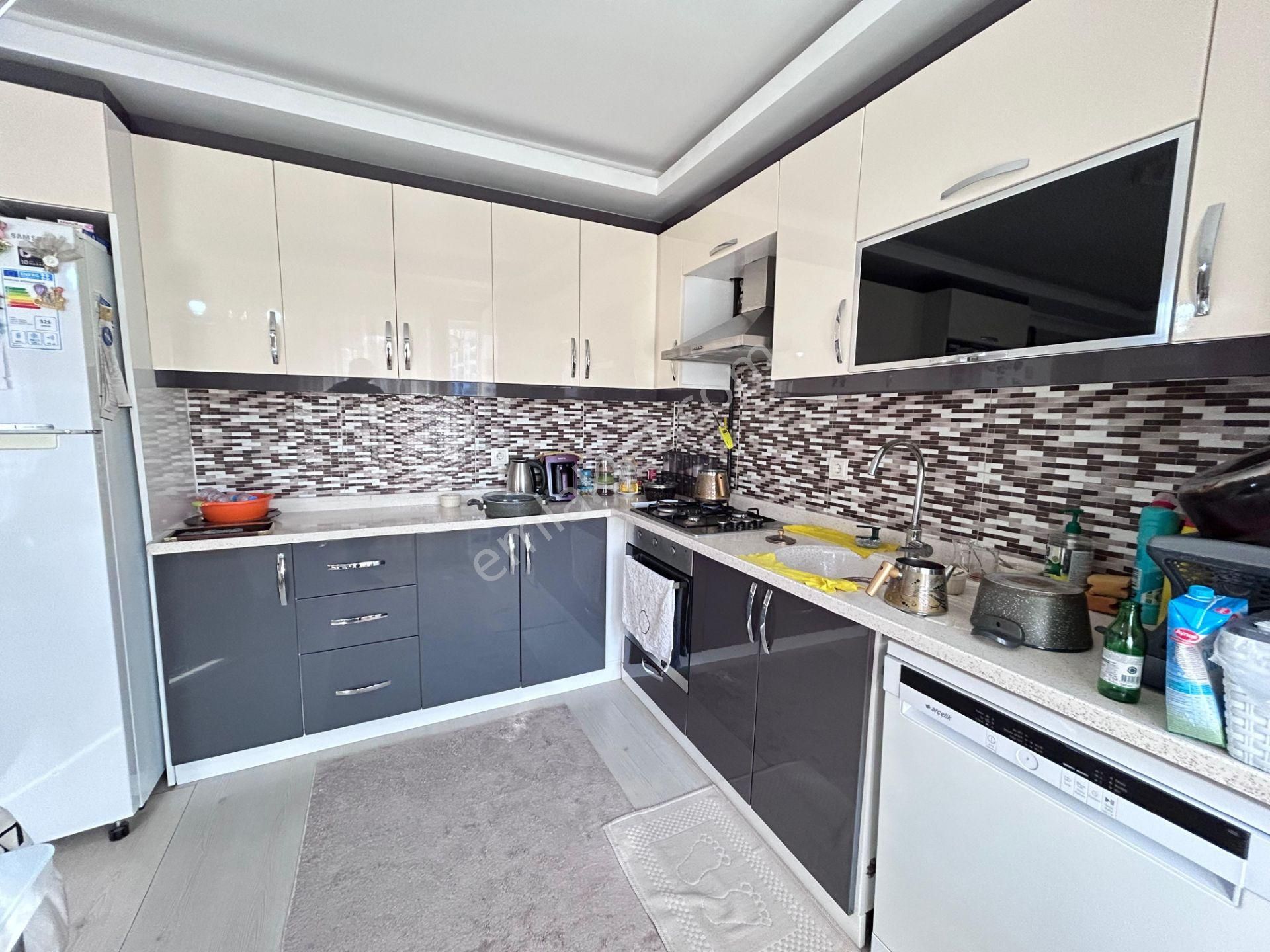 Lider Emlak'tan Doğantepe'de 5+1 Asansörlü Dubleks Satılık Daire