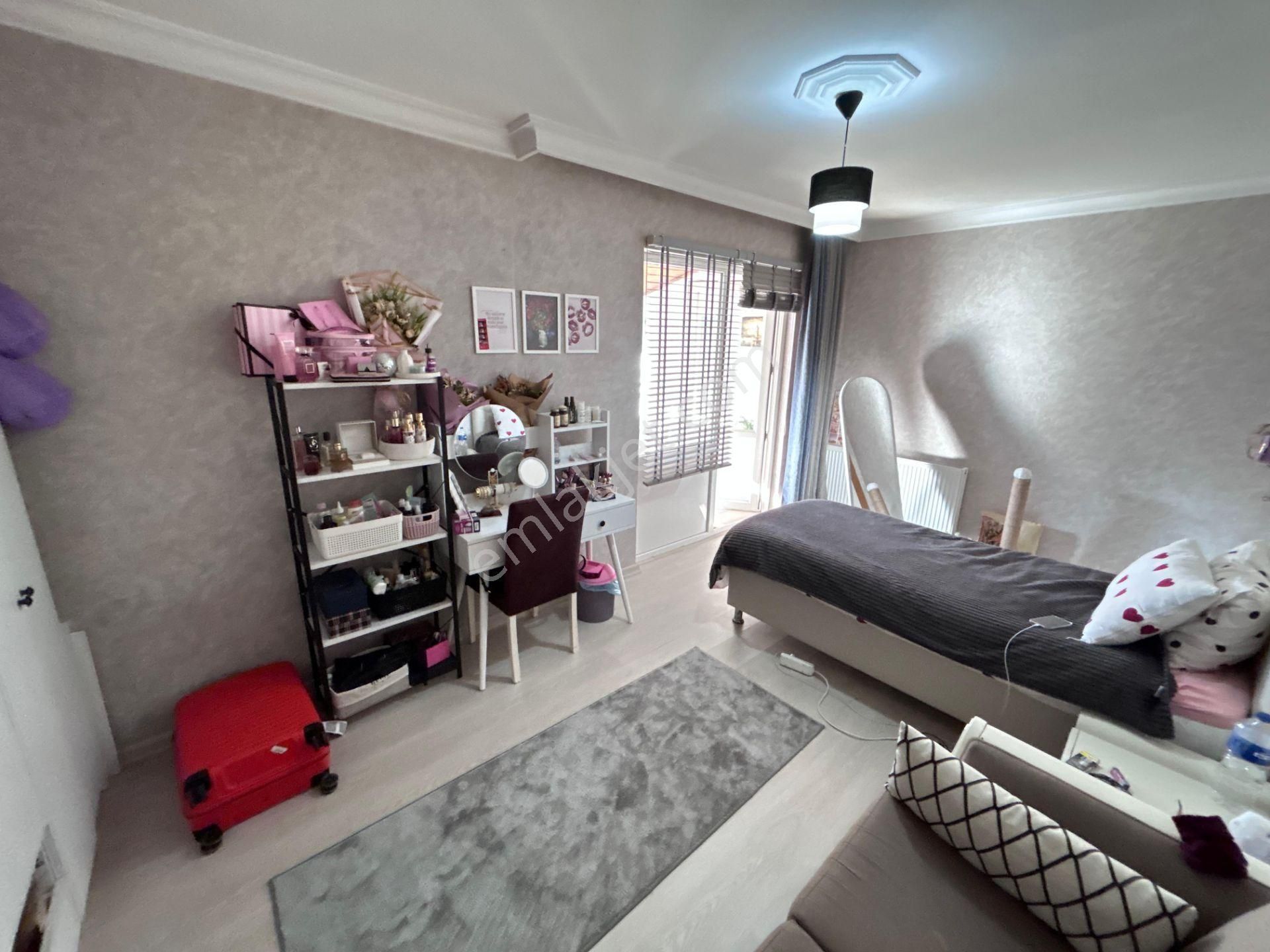 Lider Emlak'tan Doğantepe'de 5+1 Asansörlü Dubleks Satılık Daire - Görsel 23