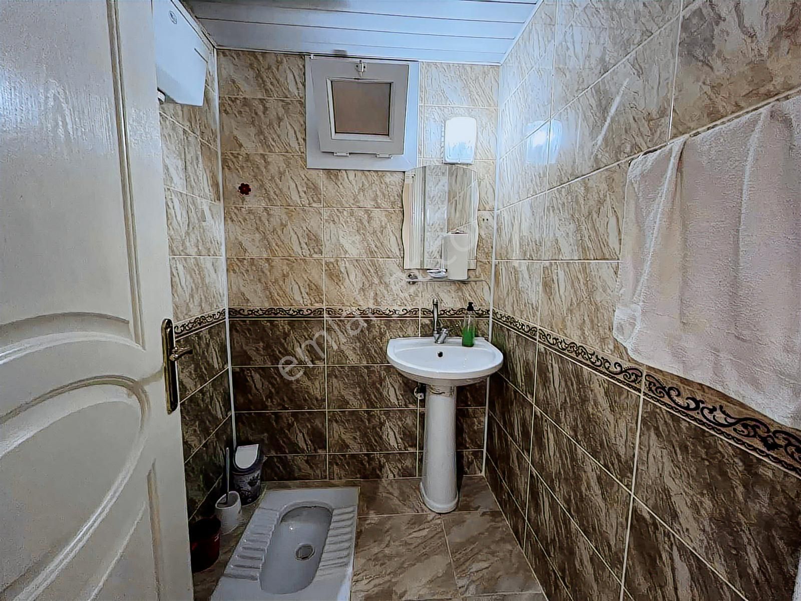 Yüreğir Akdeniz Mahallesi Az Katlı Masrafsız 2+1 Satılık Daire - Görsel 16