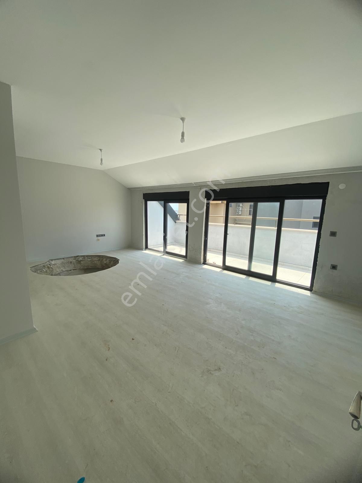 Alanya Avsallarda Site İçerisinde Havuzlu Satılık 6 Odalı Sıfır Fırsat Daire ! - Görsel 7