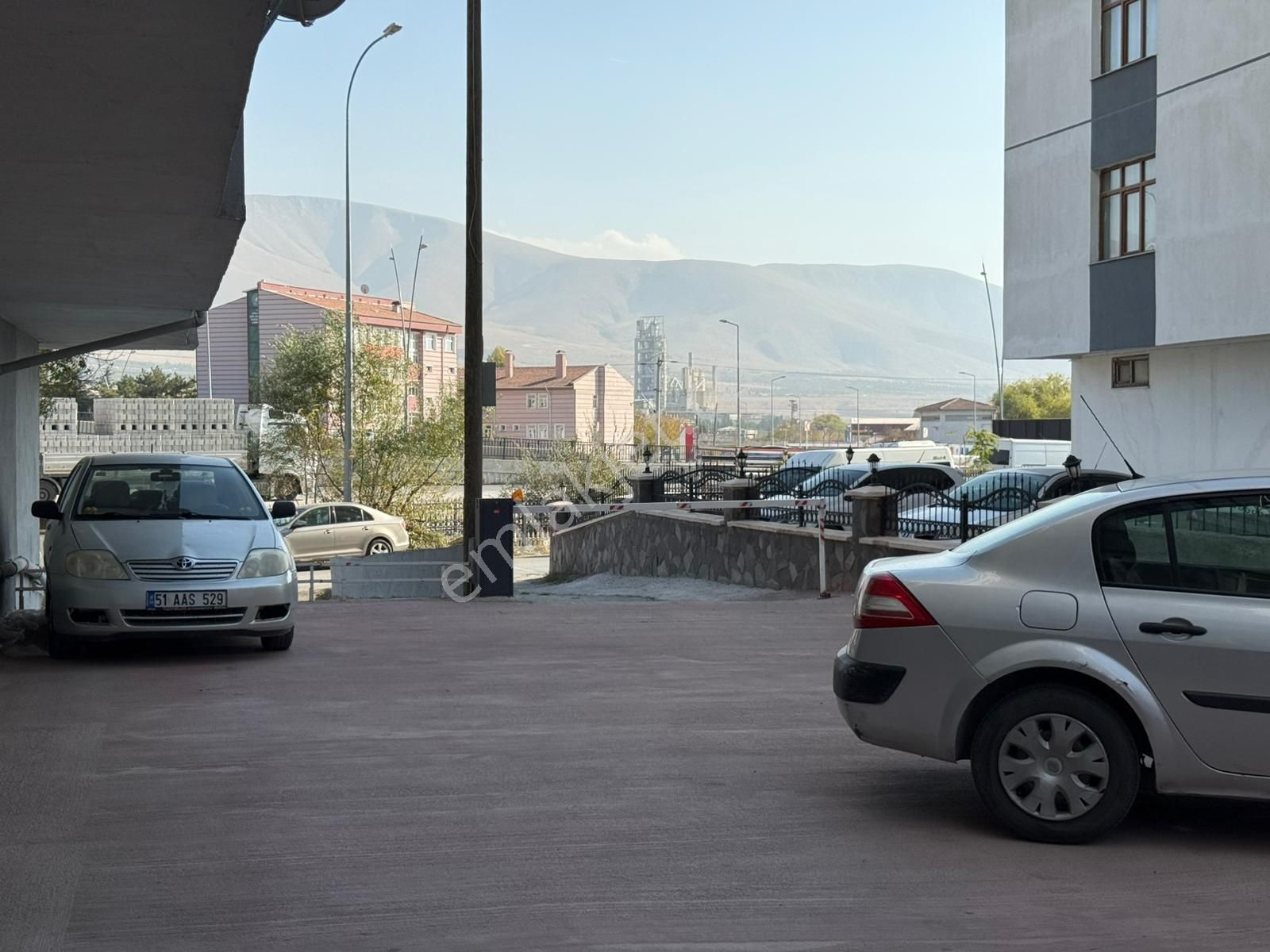 E.gökal ! Selçuk Aybarlar Petrol Karşı Geniş 3+1 Kapalı Otopark - Görsel 35