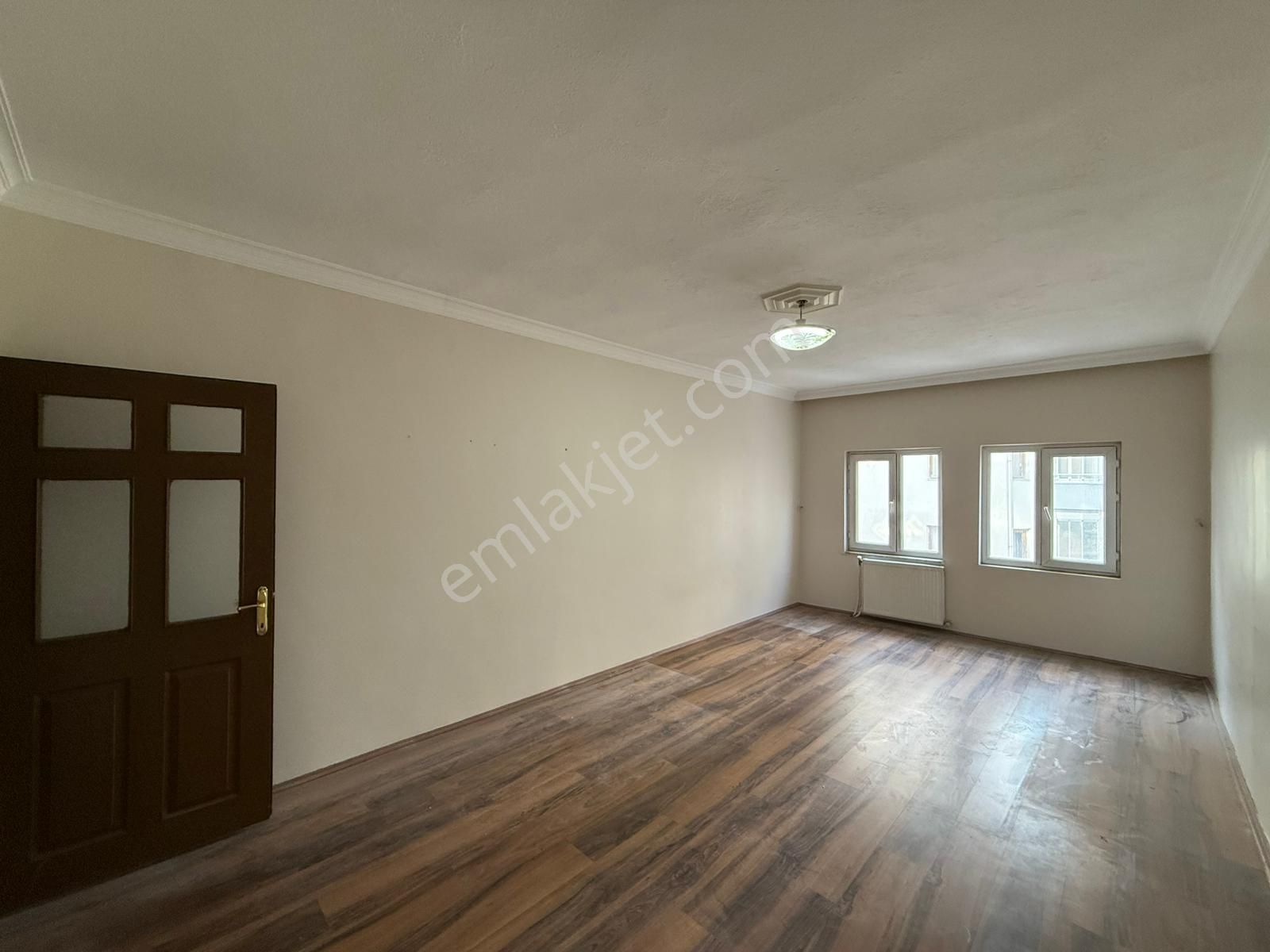 E.gökal ! Selçuk Aybarlar Petrol Karşı Geniş 3+1 Kapalı Otopark - Görsel 12