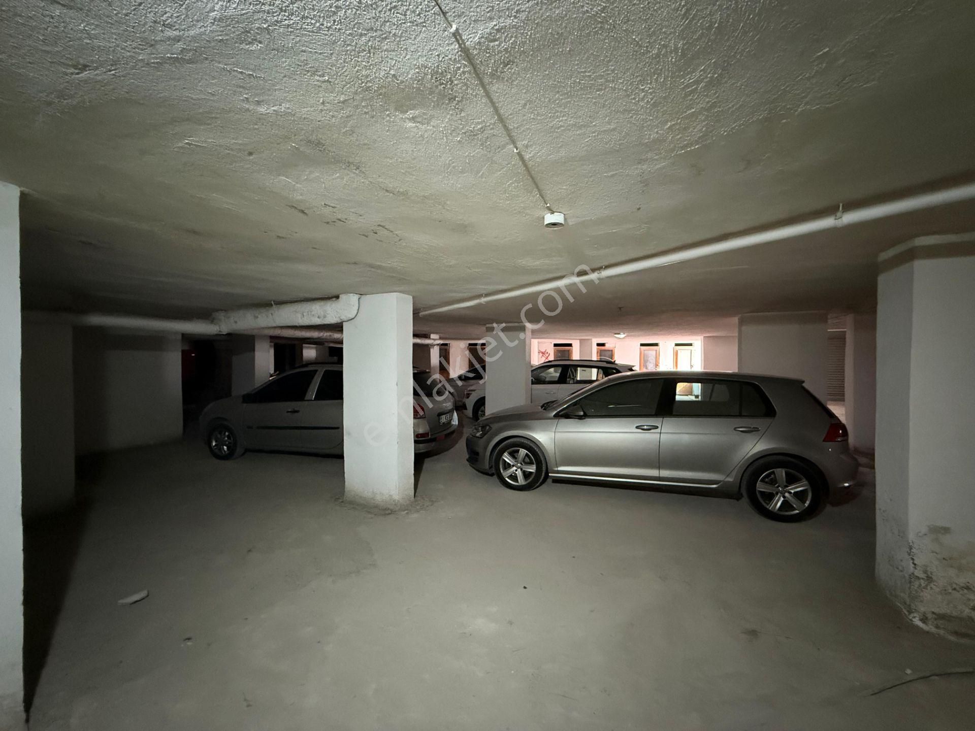 E.gökal ! Selçuk Aybarlar Petrol Karşı Geniş 3+1 Kapalı Otopark - Görsel 32