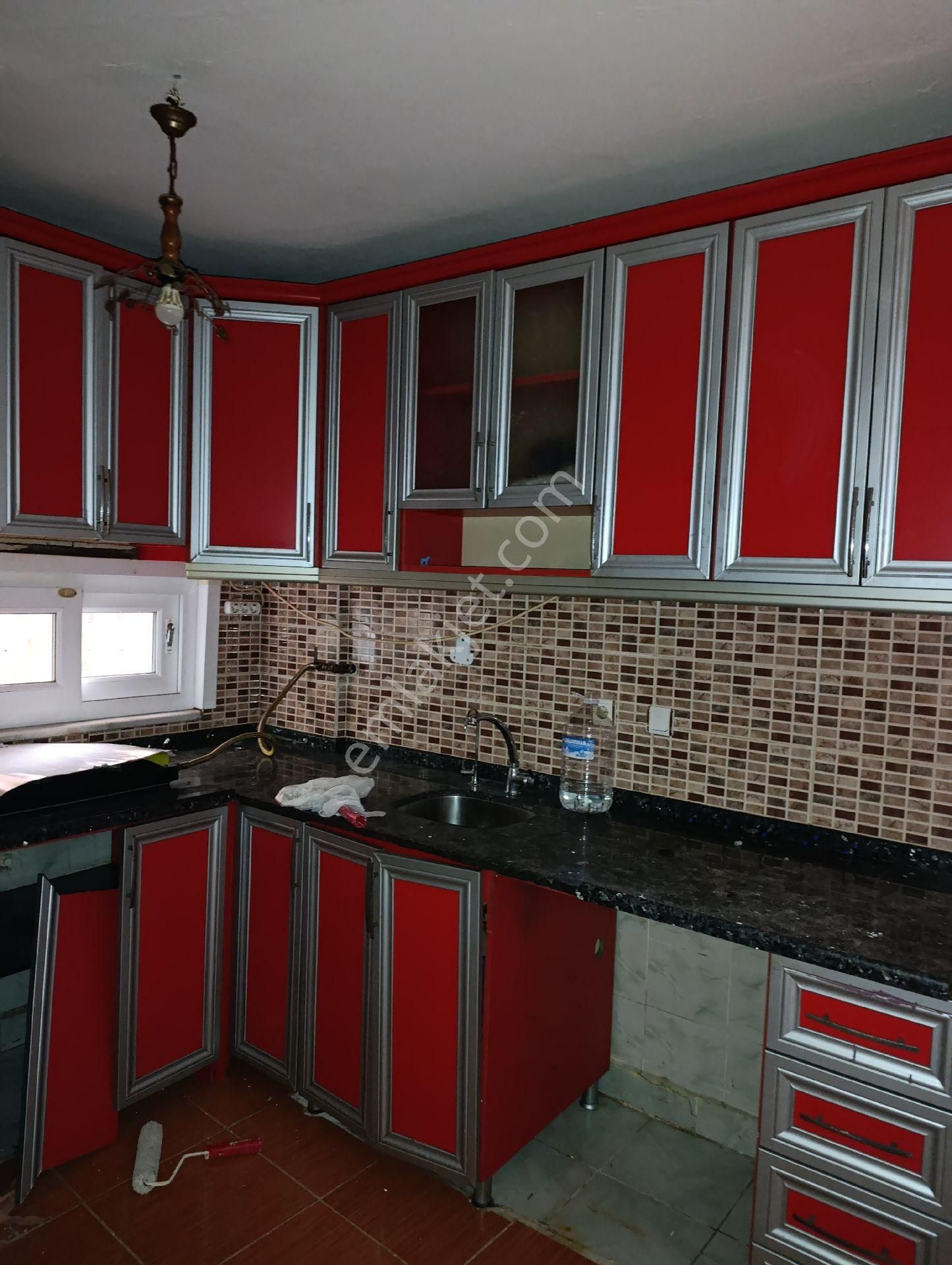 Araz Gayrimenkul Gazi Mah.satılık Bagımsız Girişli Bodrum Daire