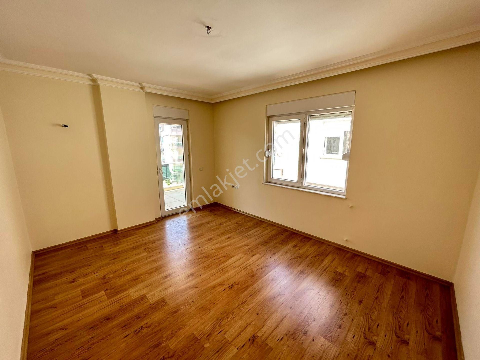 Şafak Emlak Kiralık Toros Mah Havuzlu Site İçerisinde 5+1 280 M2 - Görsel 12