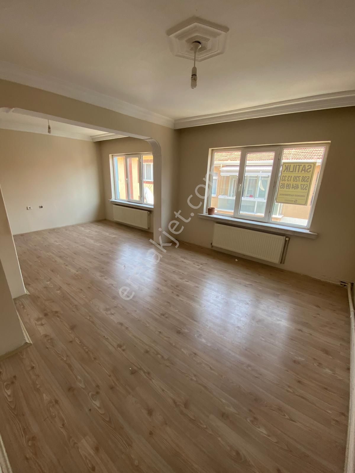 İsmet İnönü 2 Caddesi Dibinde 2+1 Kiralık Daire