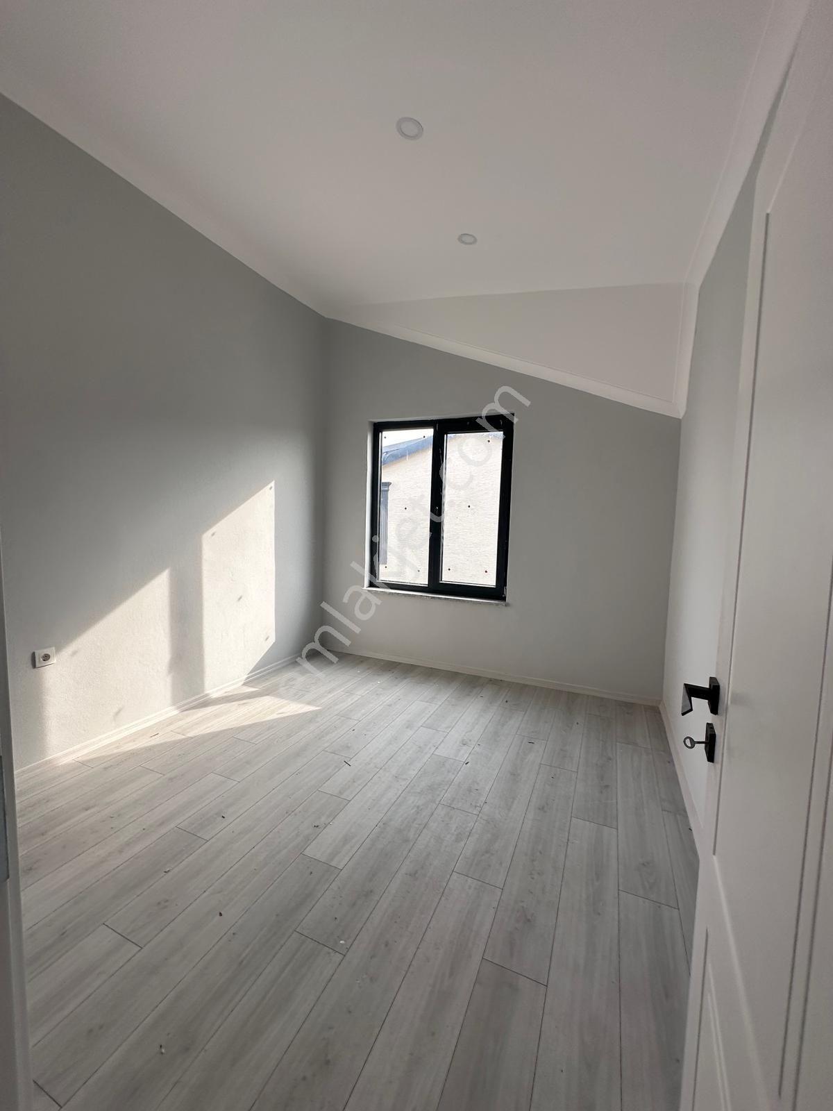 Üstüner Gayrimenkul Yayla Mallesinde 4+1 Tribleks Villa - Görsel 25