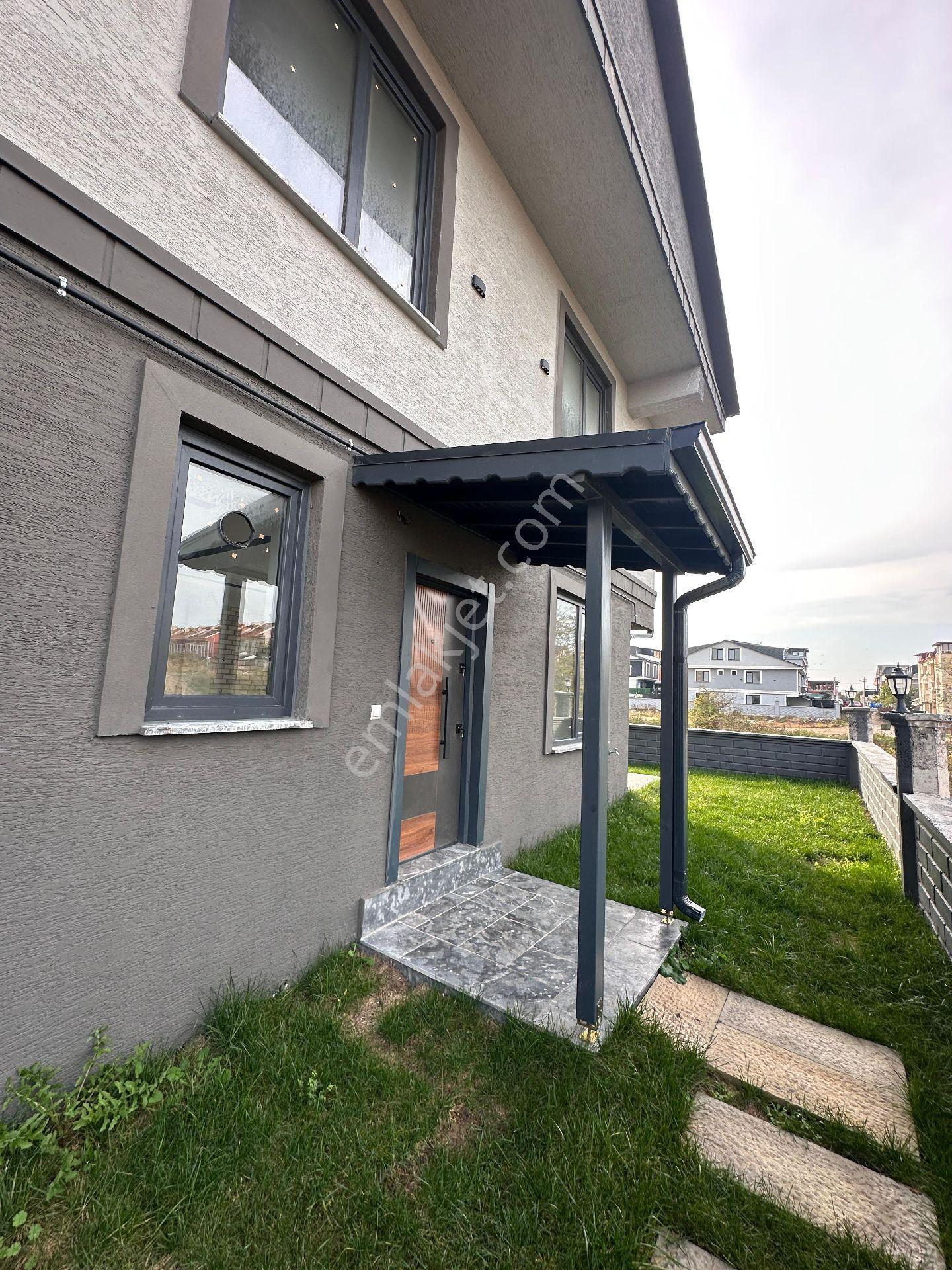Üstüner Gayrimenkul Yayla Mallesinde 4+1 Tribleks Villa - Görsel 3