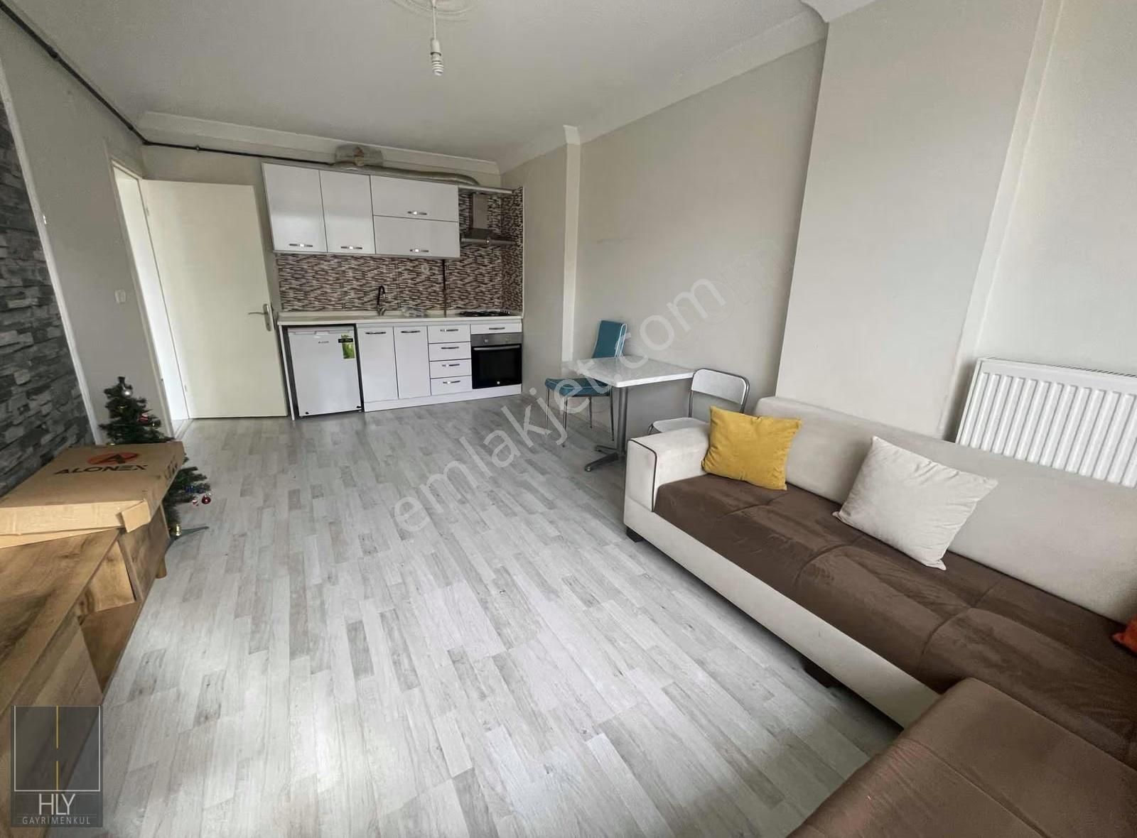 Hly'den Bahçelievler Mah.de 1+1 45 M² Eşyalı Kiralık Daire - Görsel 10