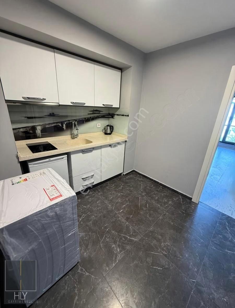 Hly Gayrimenkulden Yıldız Mah.satılık Ayrı Mutfaklı 1+1 Daire - Görsel 11