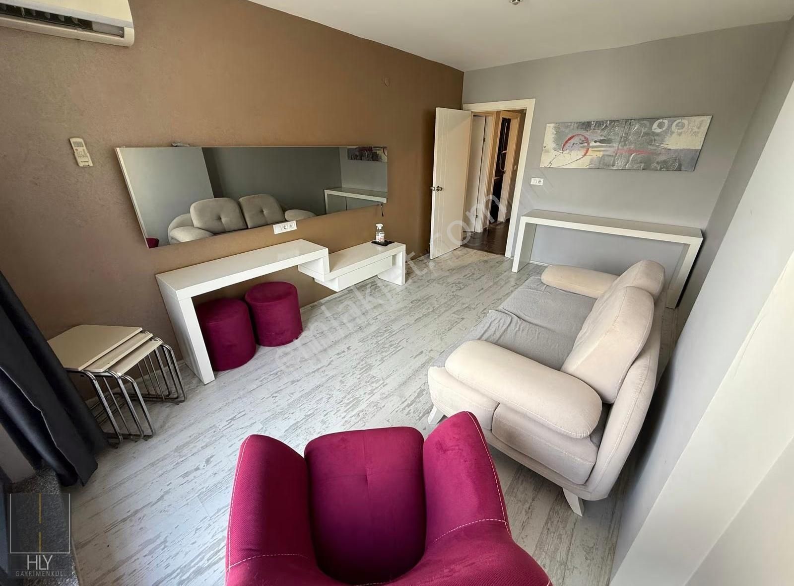 Hly Gayrimenkulden Yıldız Mah.satılık Ayrı Mutfaklı 1+1 Daire