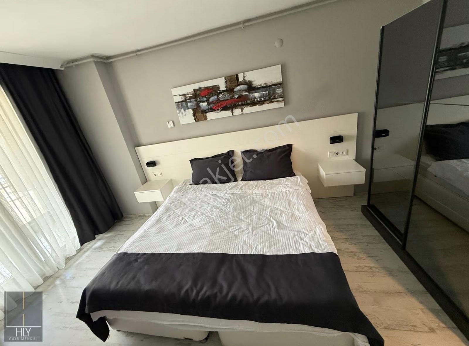 Hly Gayrimenkulden Yıldız Mah.satılık Ayrı Mutfaklı 1+1 Daire - Görsel 3